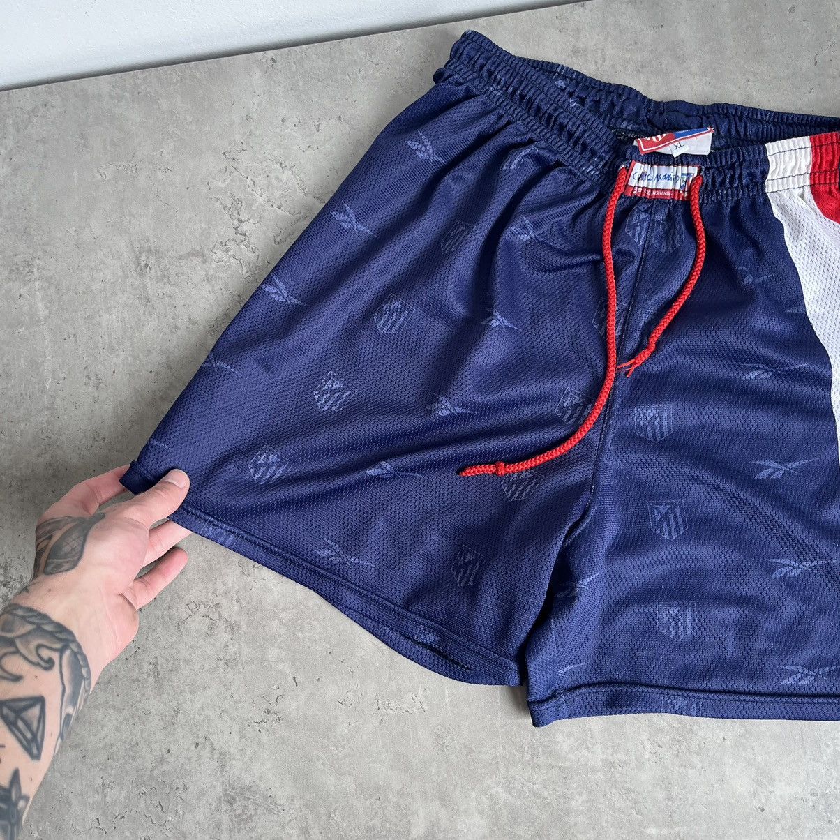 Reebok RARE! Vintage 1998-1999 Athletico Madrid Away Soccer Short Size US 36 / EU 52 - 4 Thumbnail