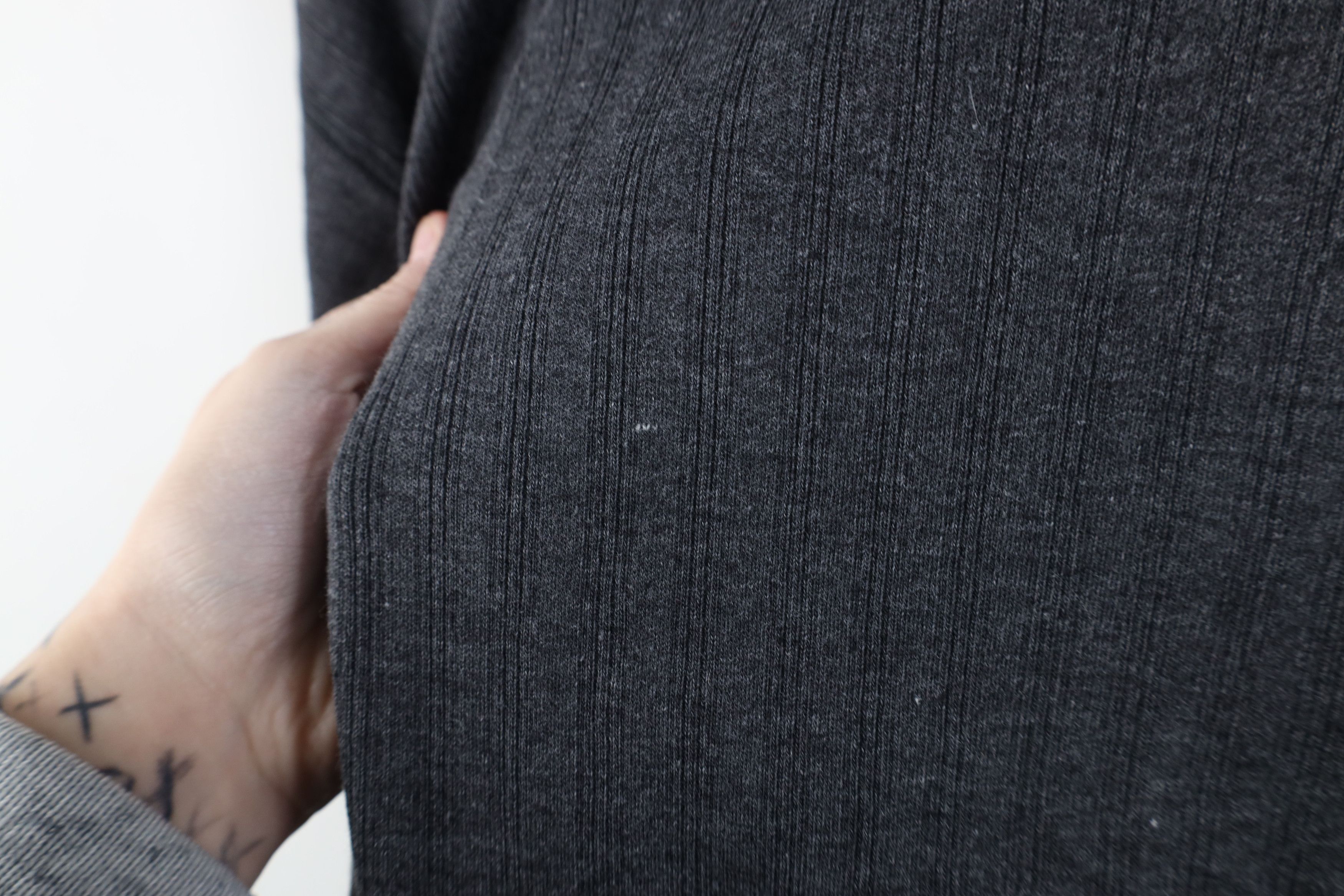Vintage Vintage 90s Streetwear Knit Long Sleeve Henley T-Shirt Gray Size US XL / EU 56 / 4 - 9 Thumbnail