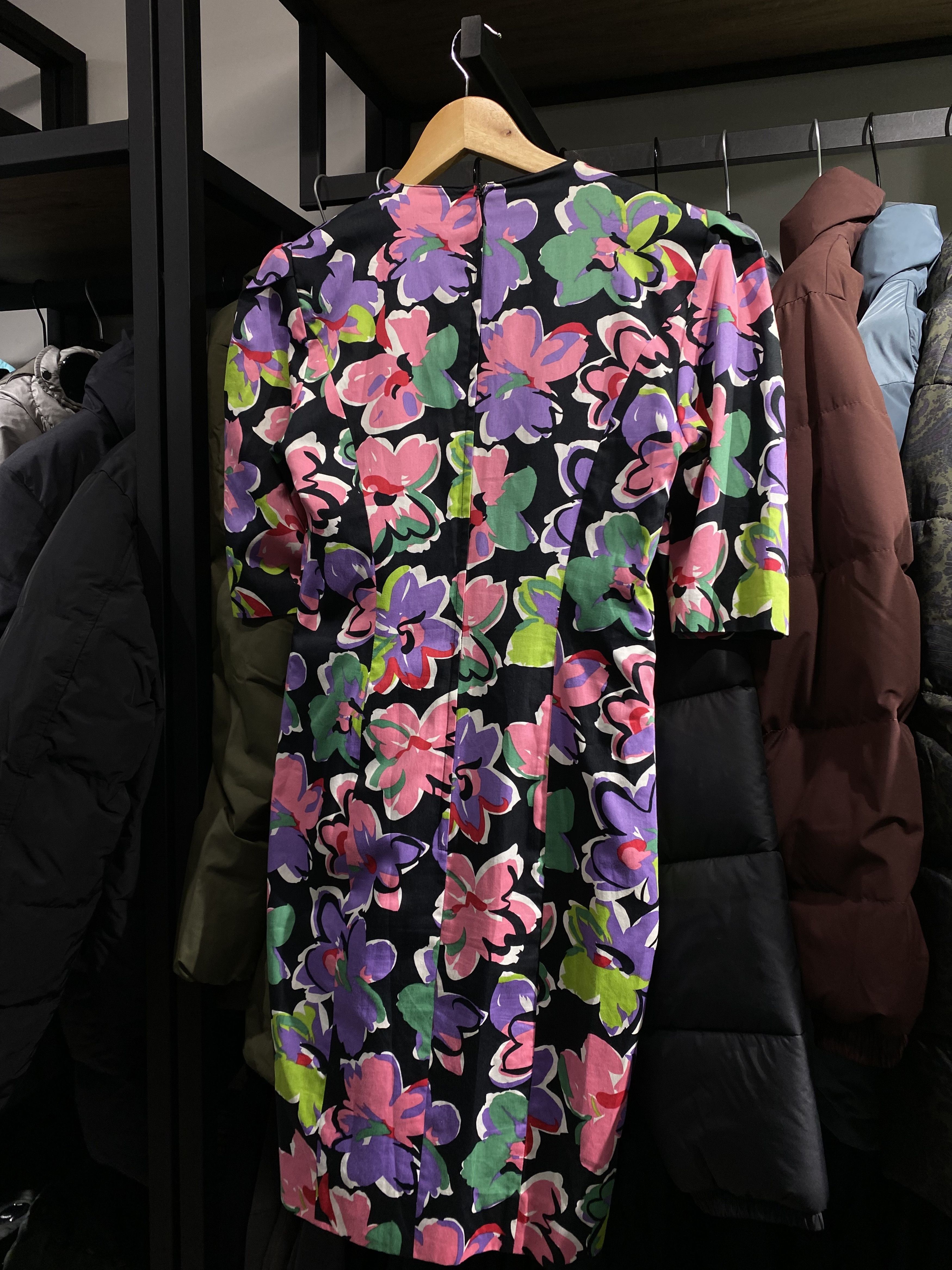 Guy Laroche Vintage Guy Laroche dress 1980s with a floral pattern Size M / US 6-8 / IT 42-44 - 5 Thumbnail