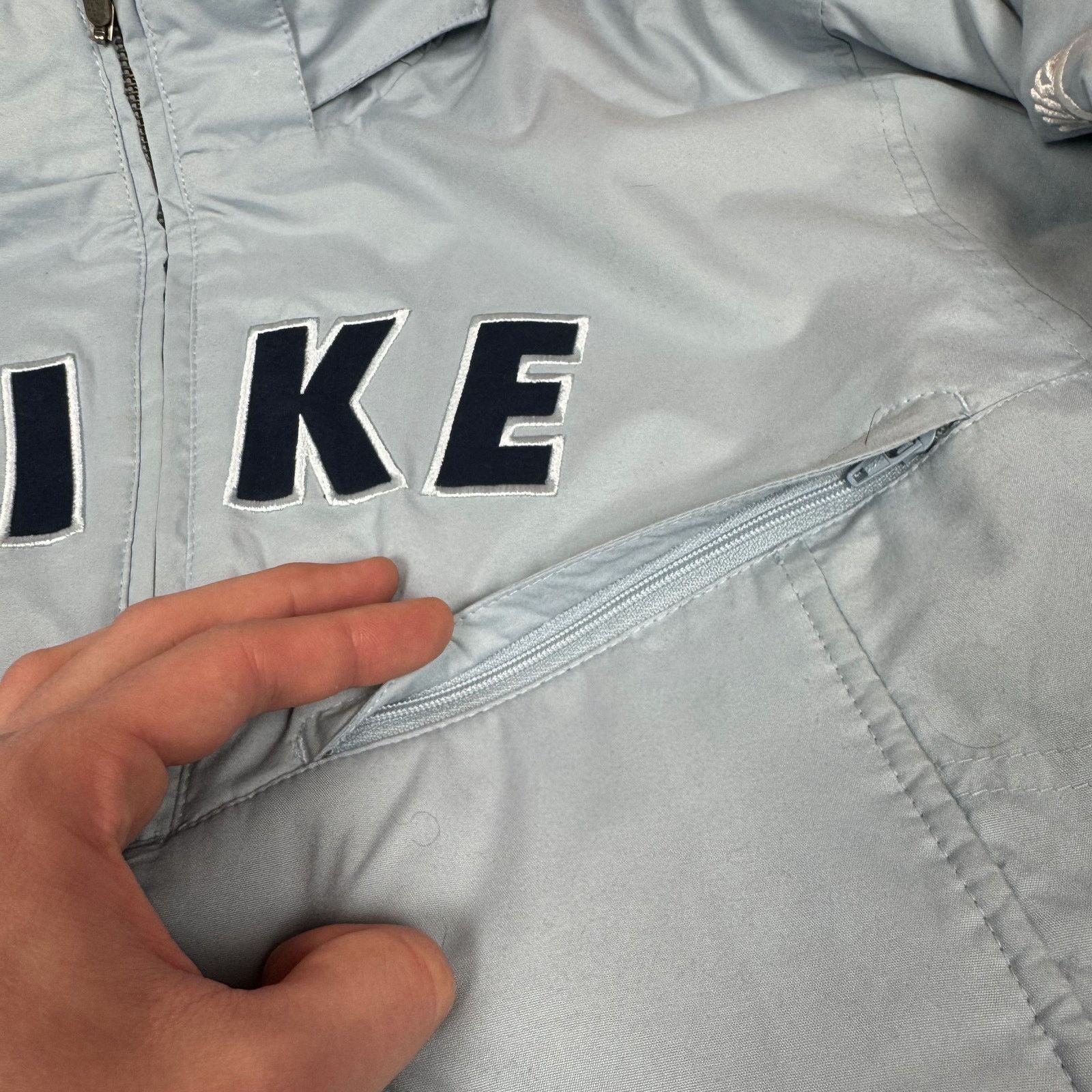 Nike × Vintage Nike Women's Blue Fleece Lined Full Zip Jacket Large (12-13) Size S / US 4 / IT 40 - 4 Thumbnail