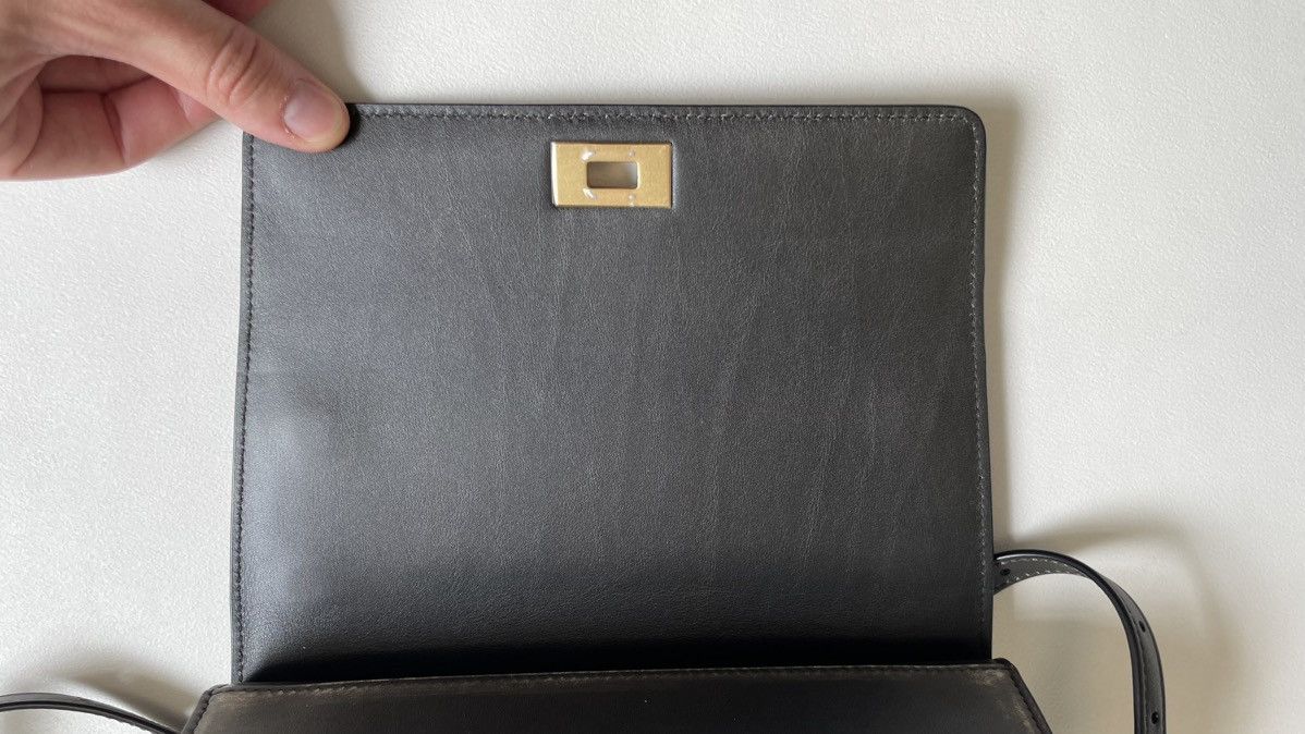 Balenciaga Olive Distressed Leather ‘Money’ Hand Bag Size ONE SIZE - 19 Thumbnail