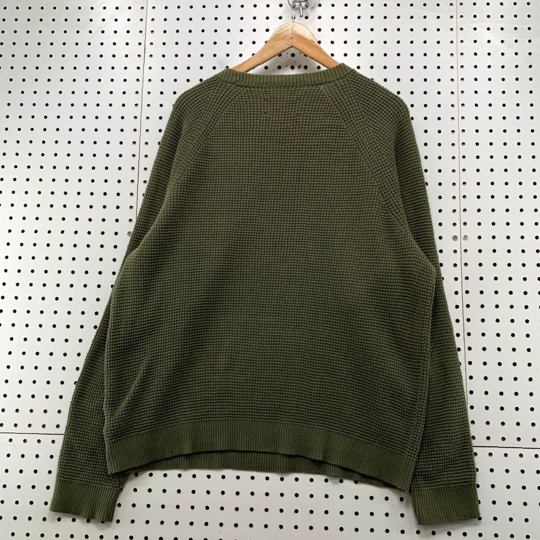 Vintage REI Cooperative Guide Sweater Mens Large Green Waffle Knit Heavyweight Casual Winter Mens Size US L / EU 52-54 / 3 - 2 Thumbnail