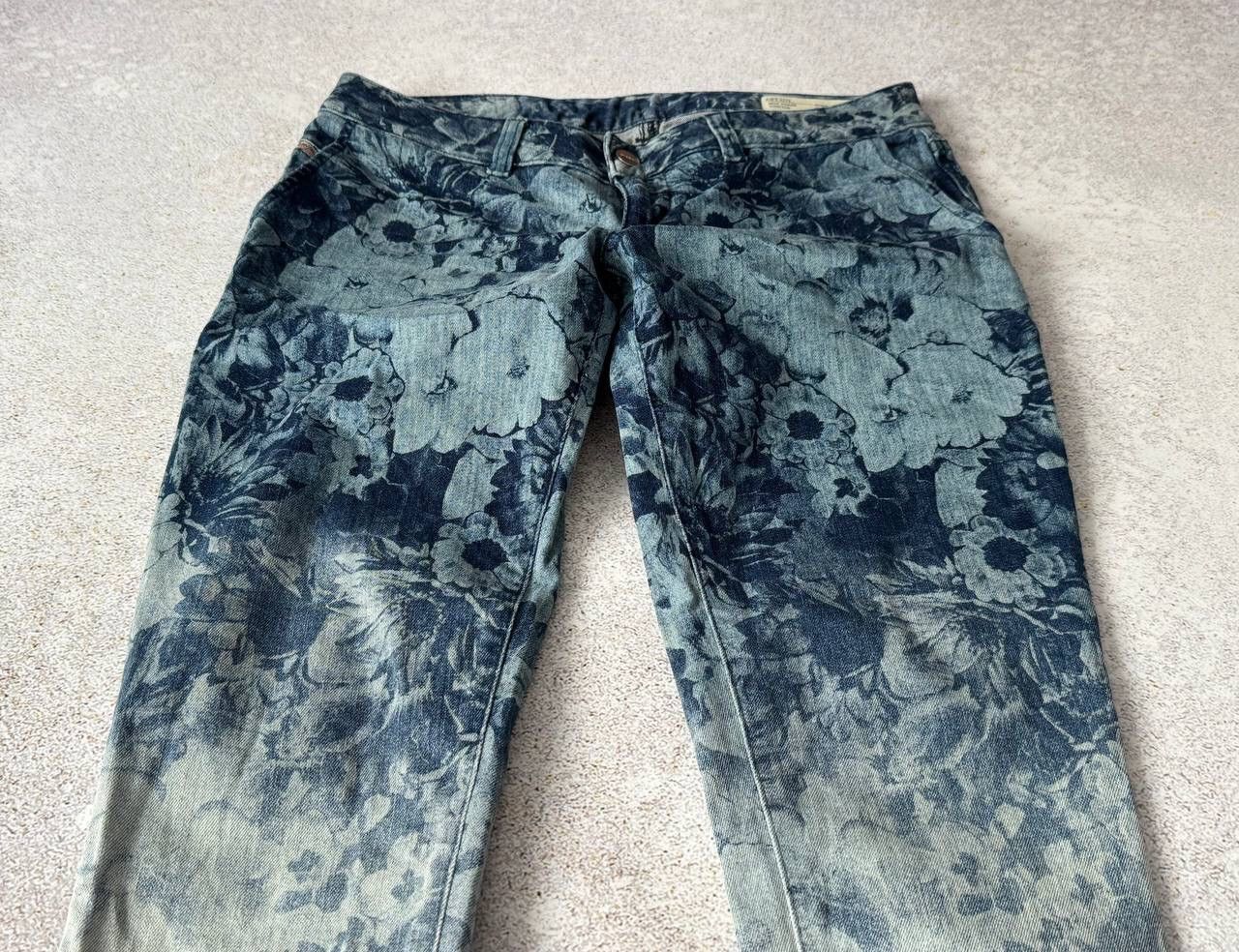 Diesel × Diesel Black Gold Vintage Diesel Denim Pants Flower Graphic Logo Y2K Rare Item Size US 28 / EU 44 - 5 Thumbnail