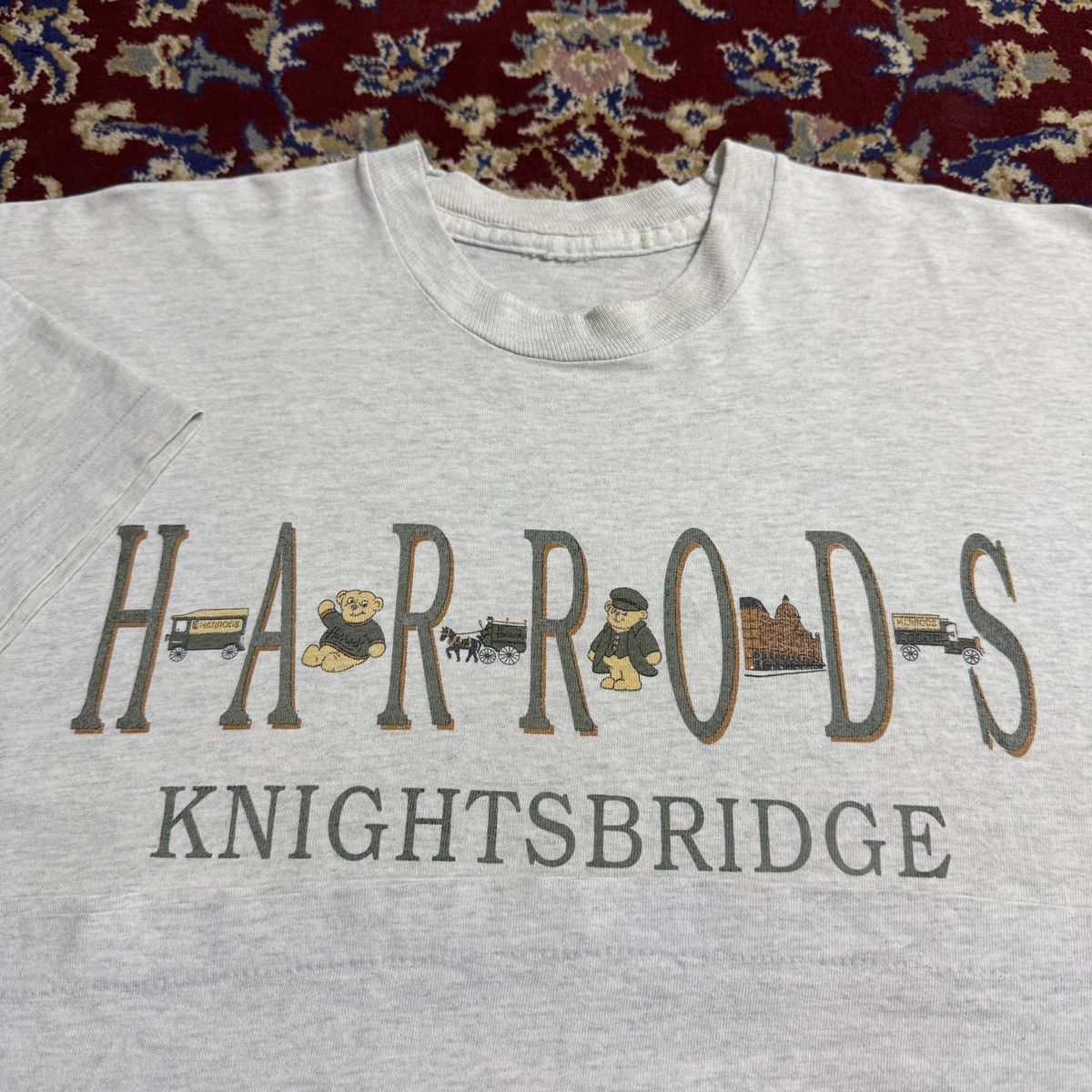 Vintage 90s Harrods Knightsbridge Souvenir Teddy Bears Tee in Gray, Men's (Size L)