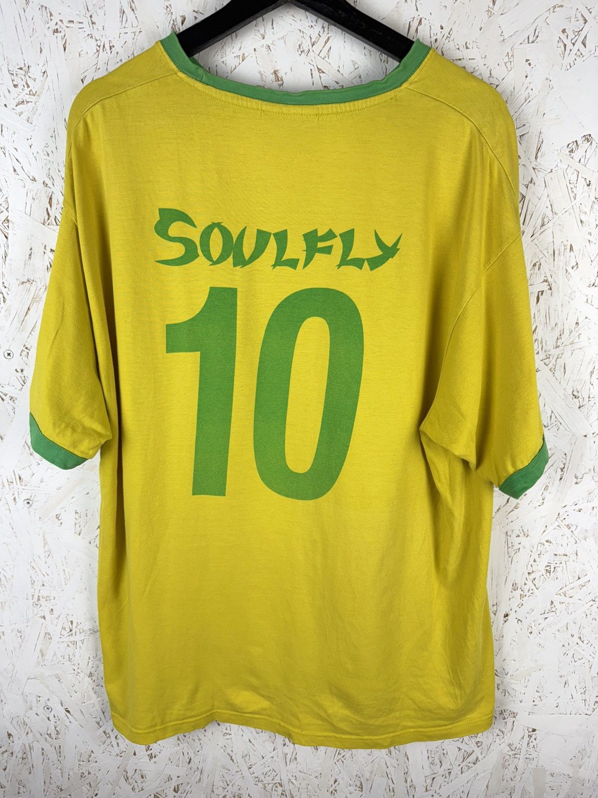 Band Tees 00s Soulfly #10 Brazil Soccer Sepultura Style Metal T-Shirt Size US XL / EU 56 / 4 - 6 Thumbnail