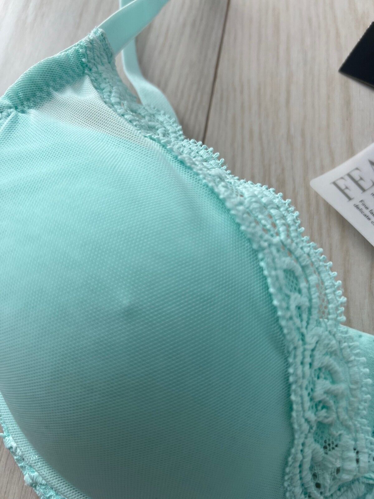 Other Natori Feathers Contour Plunge Bra 730023 Julep ( 30 DDD ) Size ONE SIZE - 3 Thumbnail