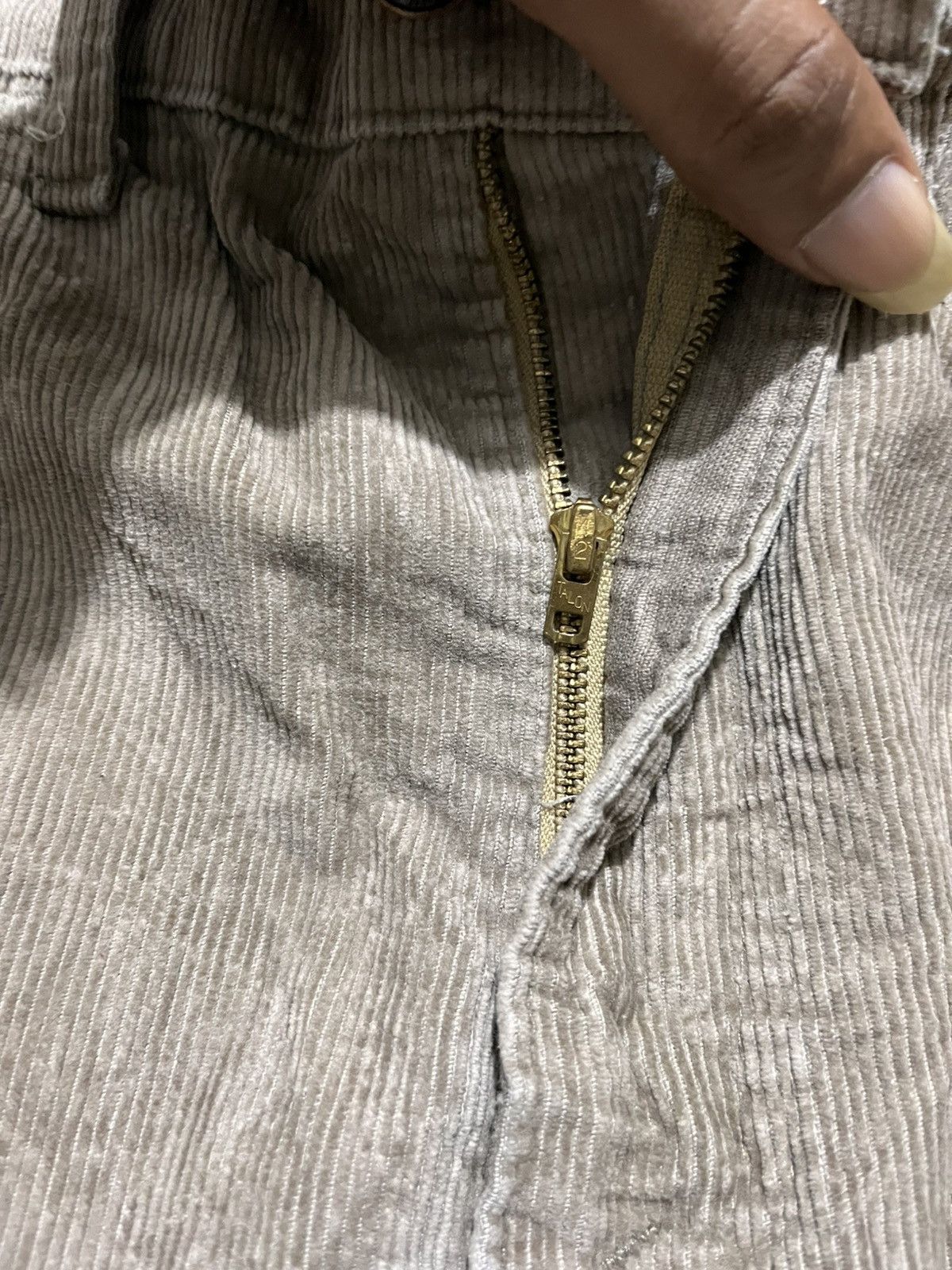 Levi's Vintage 1983’s Levi’s 546 Corduroy Size US 32 / EU 48 - 12 Thumbnail