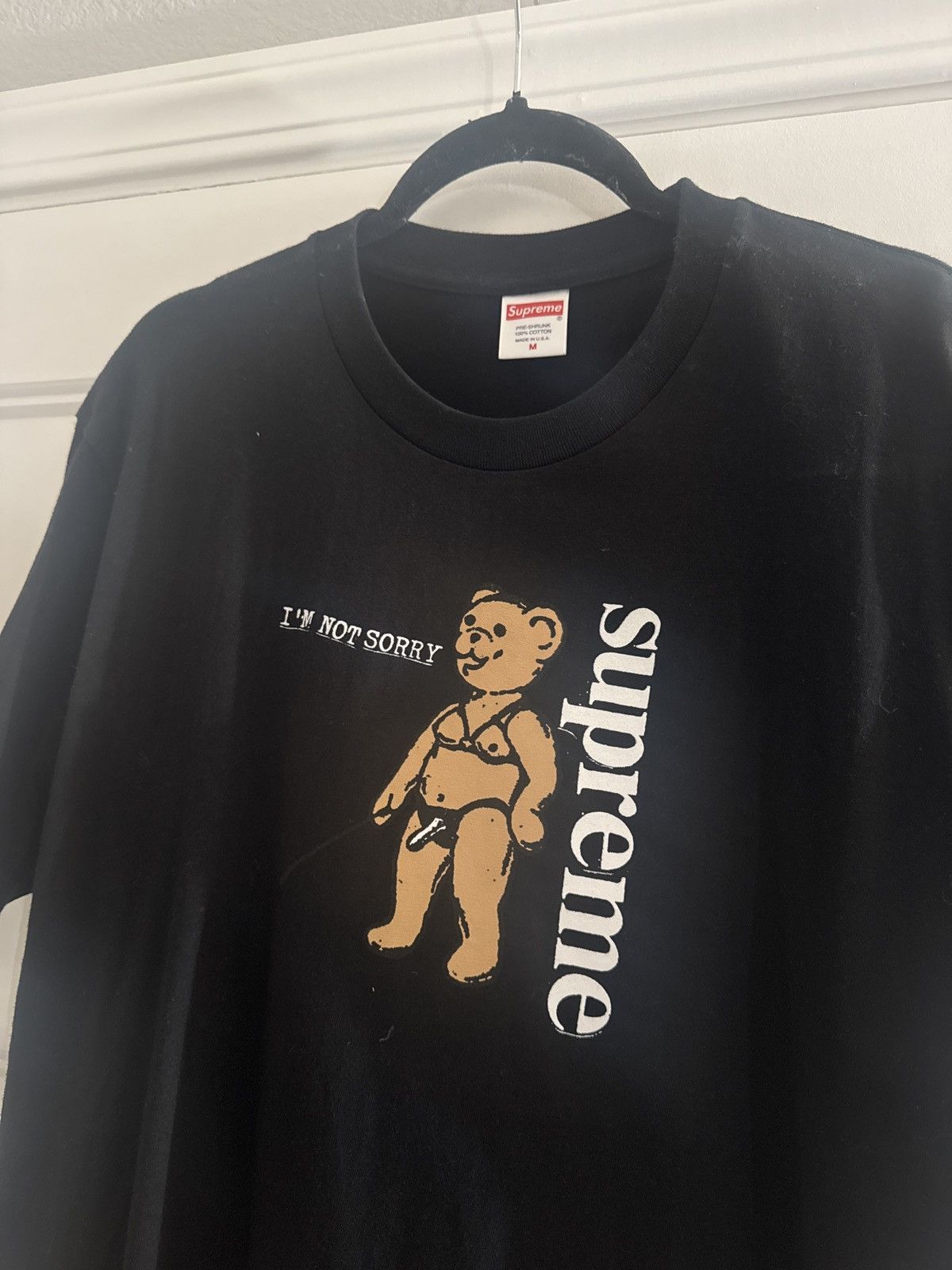 Supreme Supreme im not sorry bear tee Size US M / EU 48-50 / 2 - 1 Thumbnail