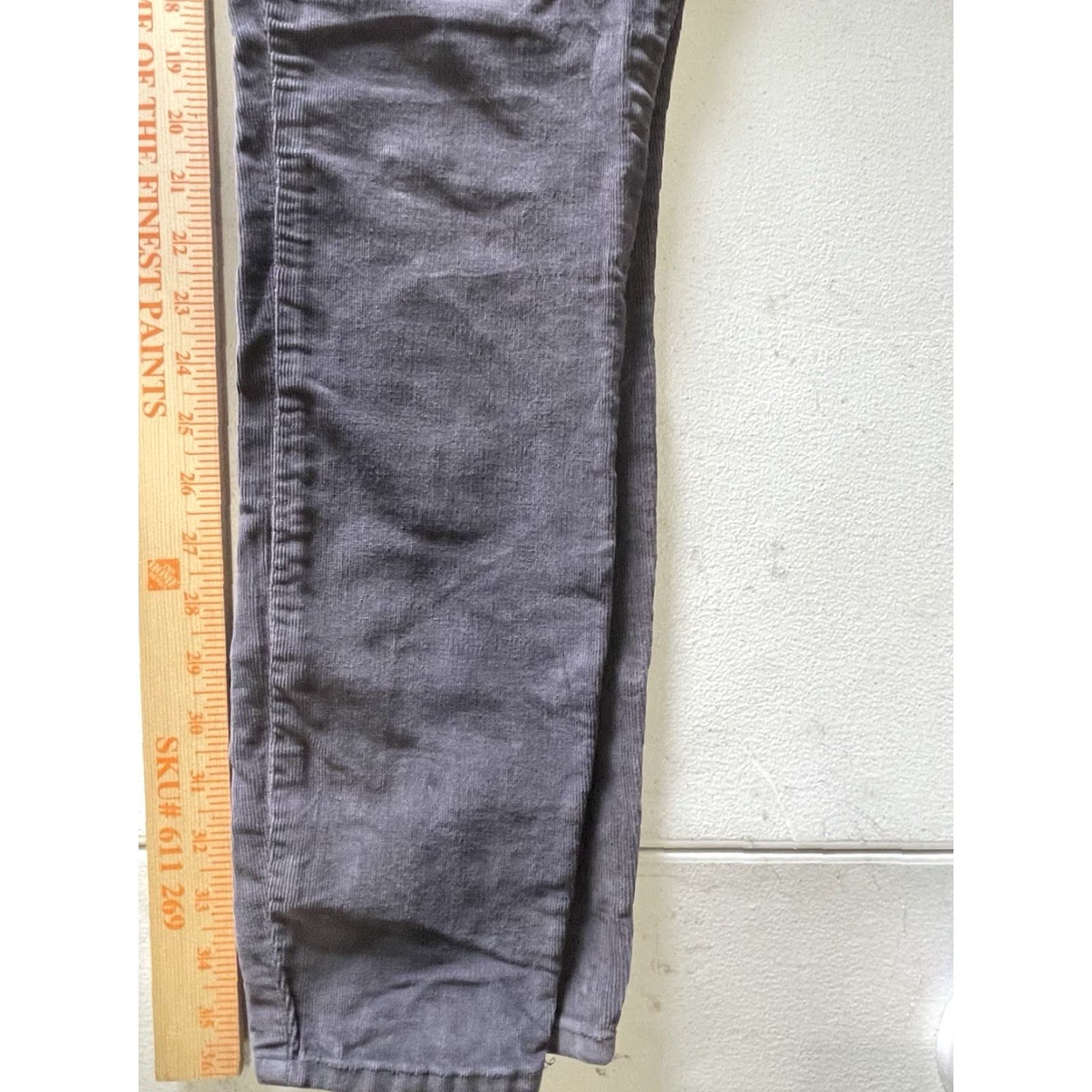 Lucky Brand Lucky Brand Pants Womens 4/27 Ava Skinny Corduroy Gray Stretch Pants Womens Regular Gray Corduroy Stretch 5-Pocket Mens? Size 27" / US 4 / IT 40 - 7 Thumbnail