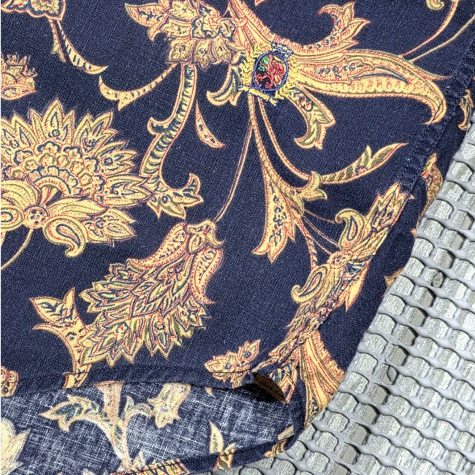 Tommy Hilfiger VINTAGE Tommy Hilfiger Paisley Button-Up Shirt Men’s XL Short Sleeve Linen Blend Size US XL / EU 56 / 4 - 6 Thumbnail