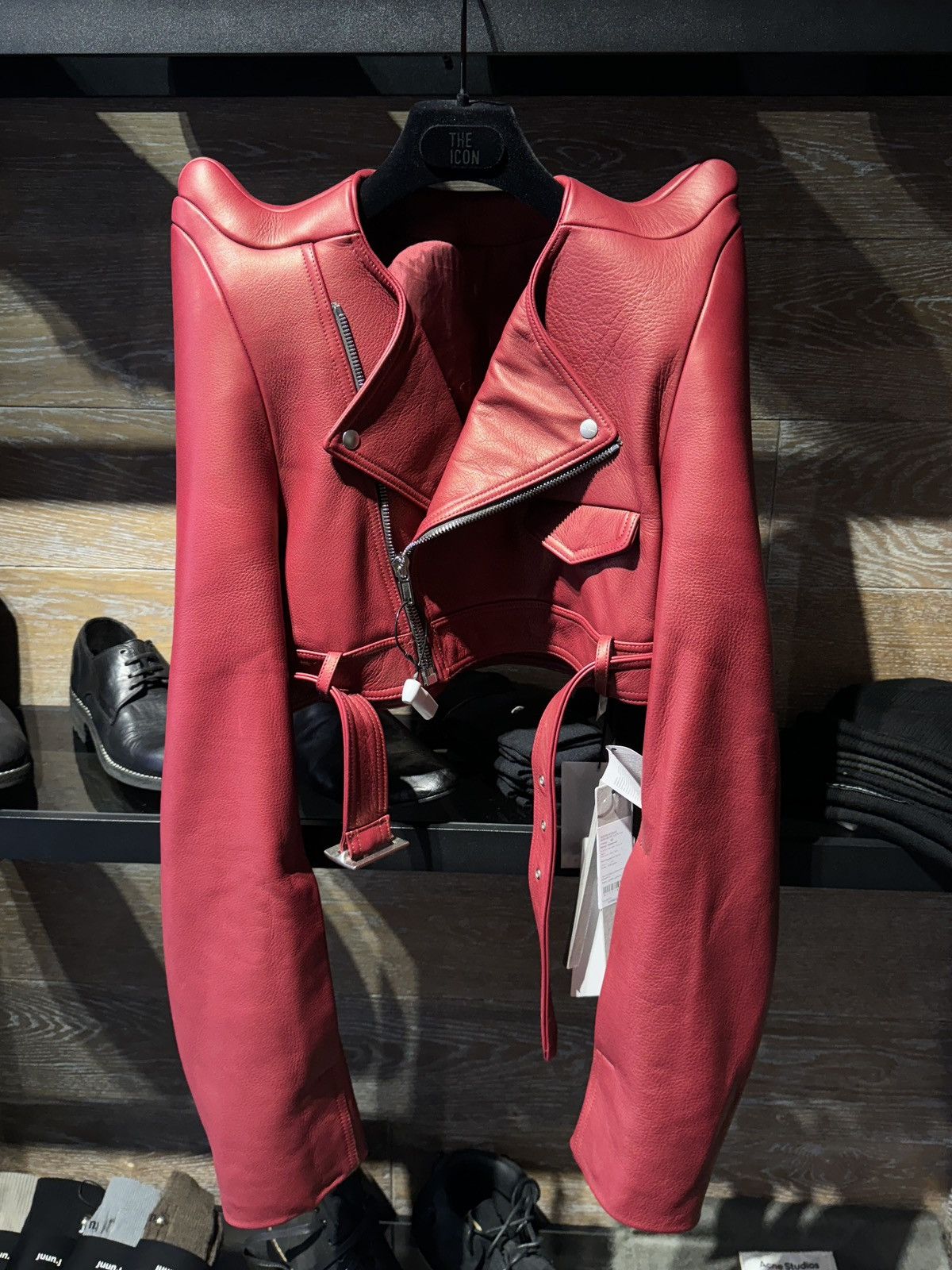 Last Size Rick Owens Tec Micro Cropped Leather Biker Jacket - Main Image