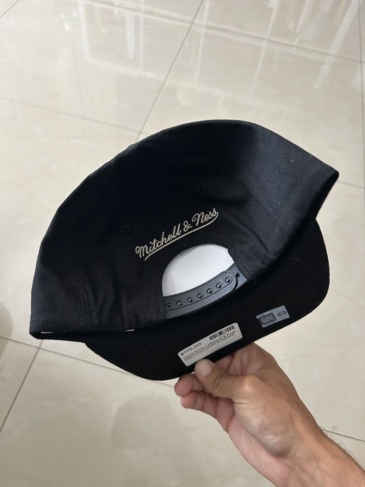 Mitchell & Ness × Travis Scott Travis Scott University of Miami hat Size ONE SIZE - 3 Thumbnail