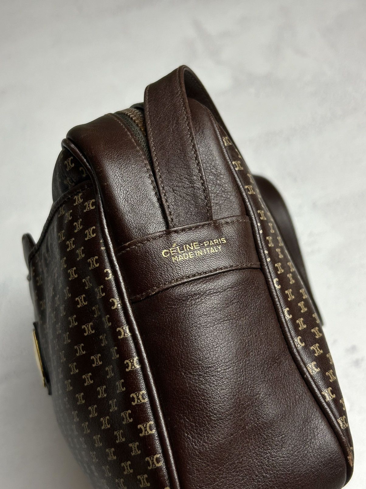 Celine × Designer Celine shoulder bag Triomphe gold hardware leather Size ONE SIZE - 7 Thumbnail
