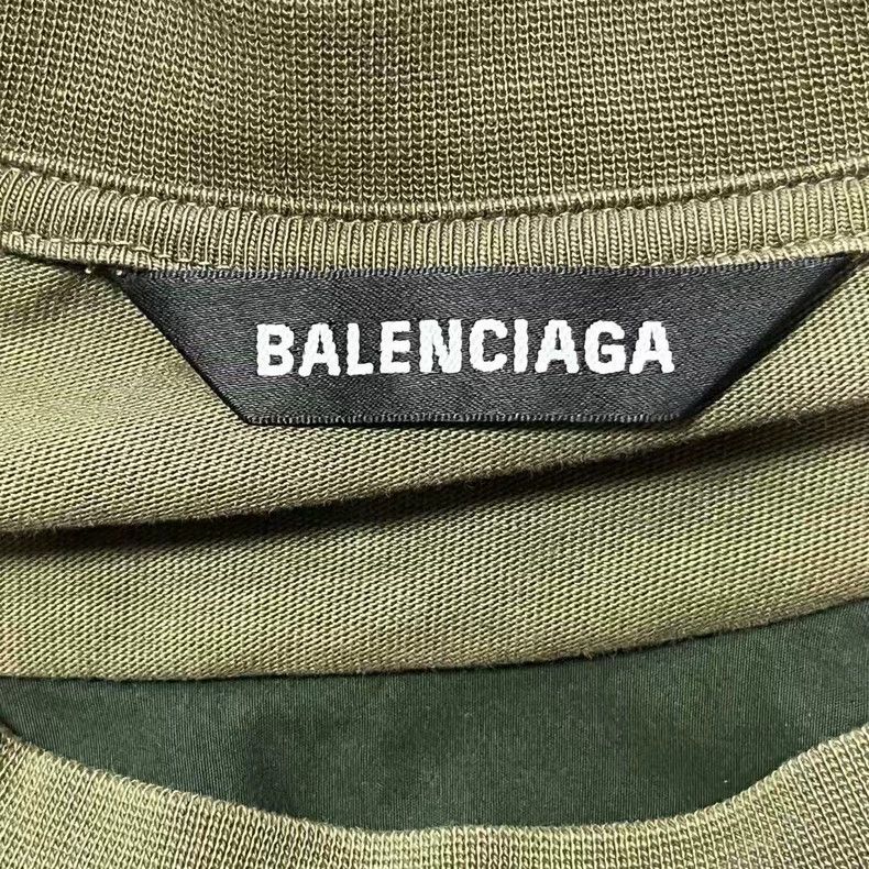 Balenciaga Balenciaga Fake two-piece stitching coat shirt black, gree Size US M / EU 48-50 / 2 - 3 Thumbnail