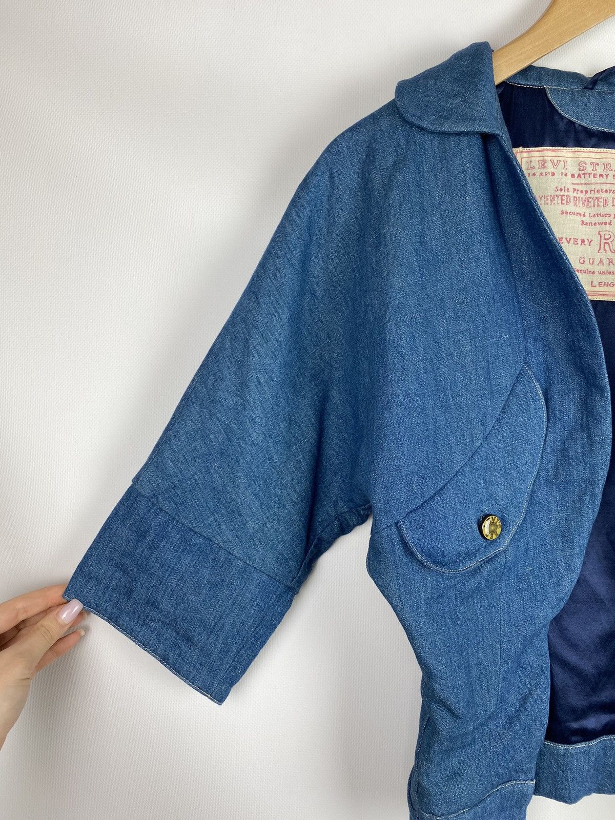 Levi's Vintage Clothing Rare Levi’s Vintage Clothing Red Jeans denim kimono jacket Size S / US 4 / IT 40 - 14 Thumbnail