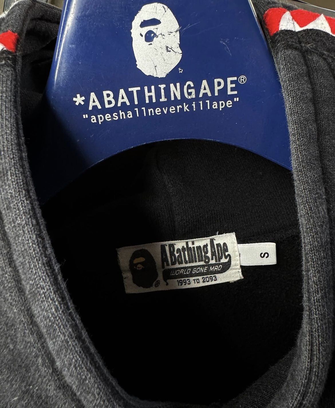 Bape Shark Pullover Hoodie Size US S / EU 44-46 / 1 - 4 Thumbnail