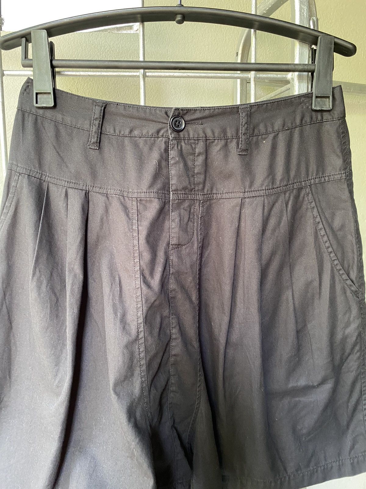 5cm 5cm drop black short pants Size 30" / US 8 / IT 44 - 4 Thumbnail