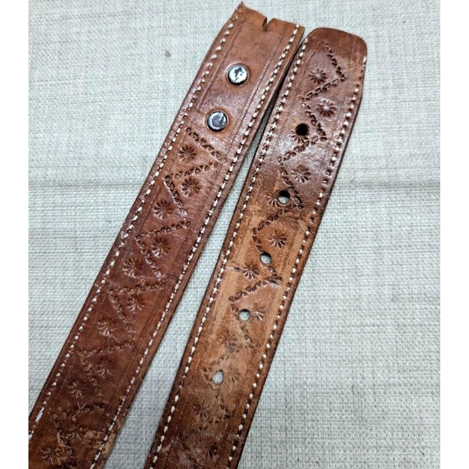 Vintage VINTAGE HANDCRAFTED buckle belt TOOLED cowhide 34 brown leather GEOMETRIC boho Mens Size 34 - 3 Thumbnail