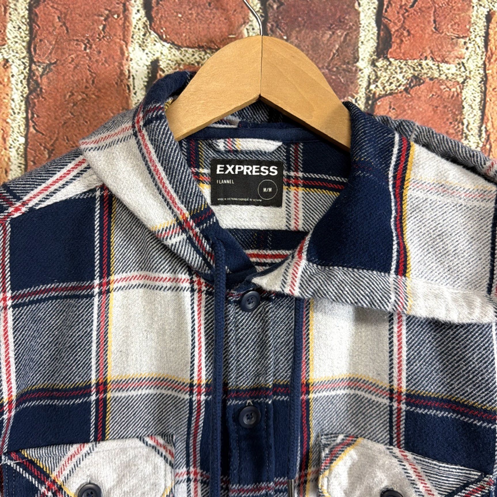 Express Express Plaid Flannel Button-Up Camp Shirt M Mens Large Multicolor Long Sleeve Button-Front Size US M / EU 48-50 / 2 - 2 Thumbnail
