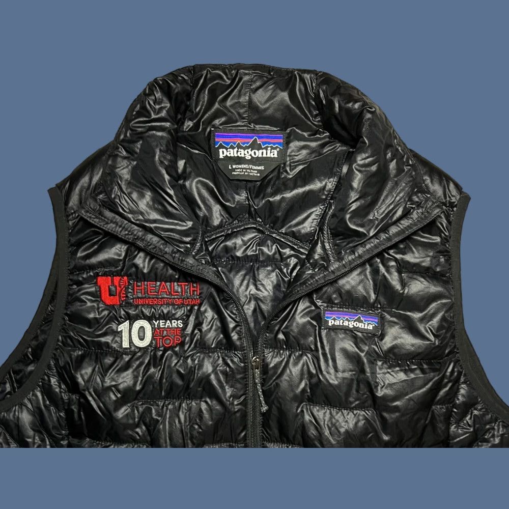 Patagonia VINTAGE? Wait, it's Patagonia Nano Puff Vest - Women's Large 84090 Black Logo Quilted Nylon Outer Shell 21” armpit to armpit 27” length Size L / US 10 / IT 46 - 1 Thumbnail