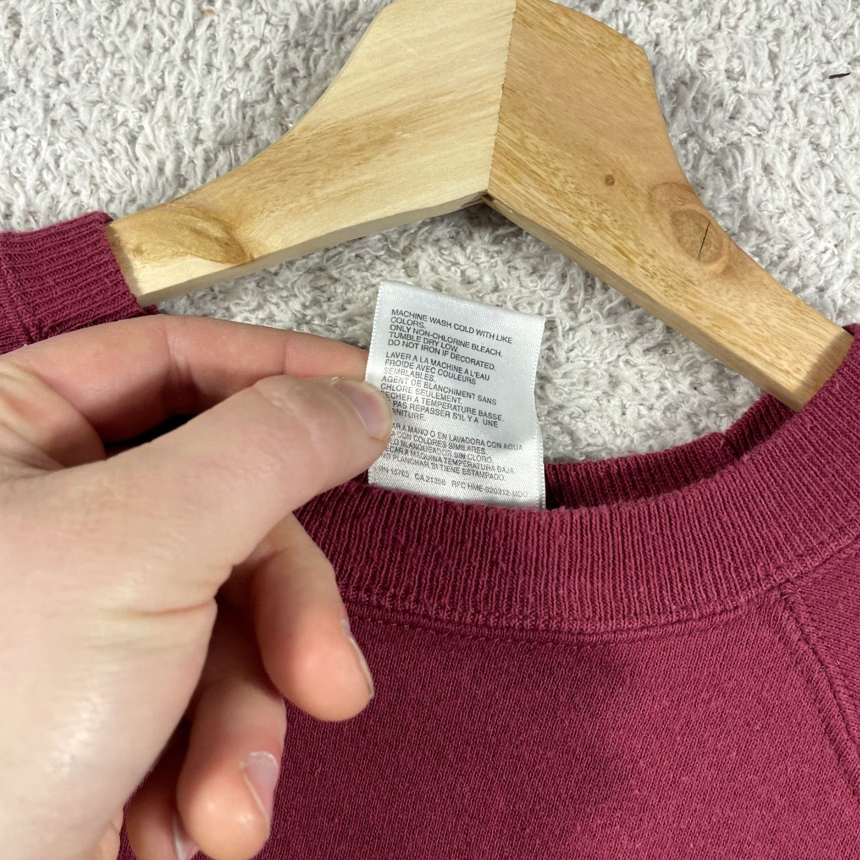 Hanes VINTAGE Hanes Sweatshirt Crewneck Raglan Women XL Red Burgundy 90s Y2K Crew Neck Pullover Activewear Women Size XL / US 12-14 / IT 48-50 - 4 Thumbnail