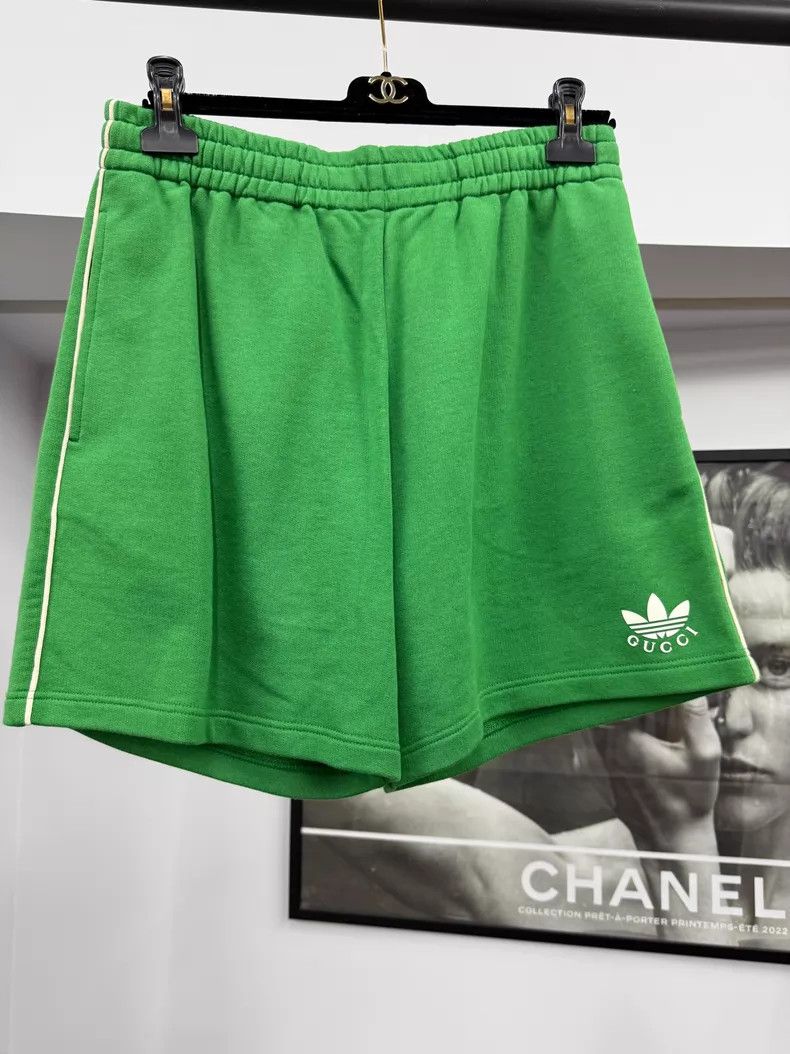 Gucci Gucci Size S Clover co-branded green shorts Size 42" / US 20 - 1 Thumbnail