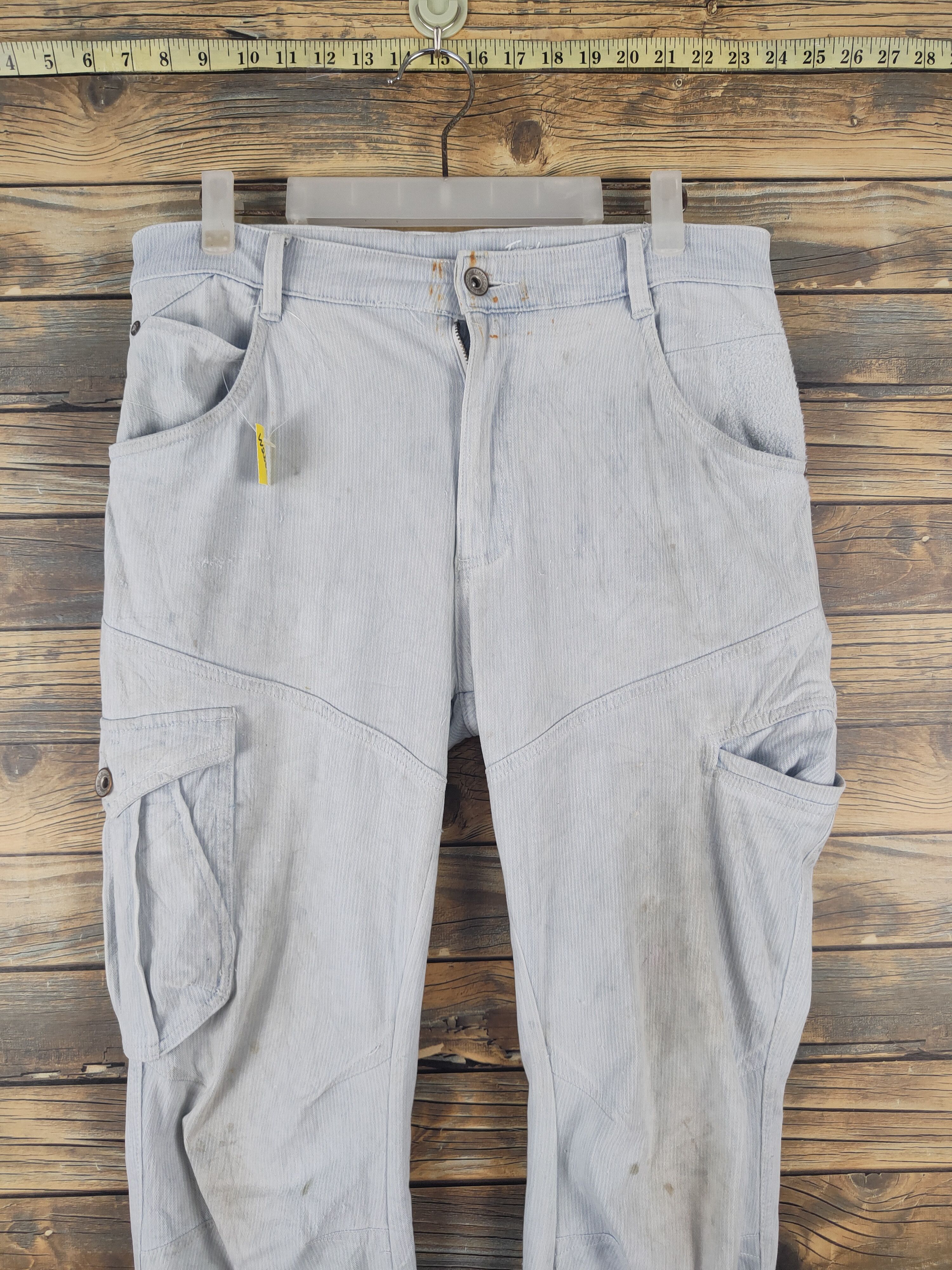 Japanese Brand FieldCore Light Blue Distressed Soft denim Jeans #W2000 Size US 32 / EU 48 - 2 Thumbnail