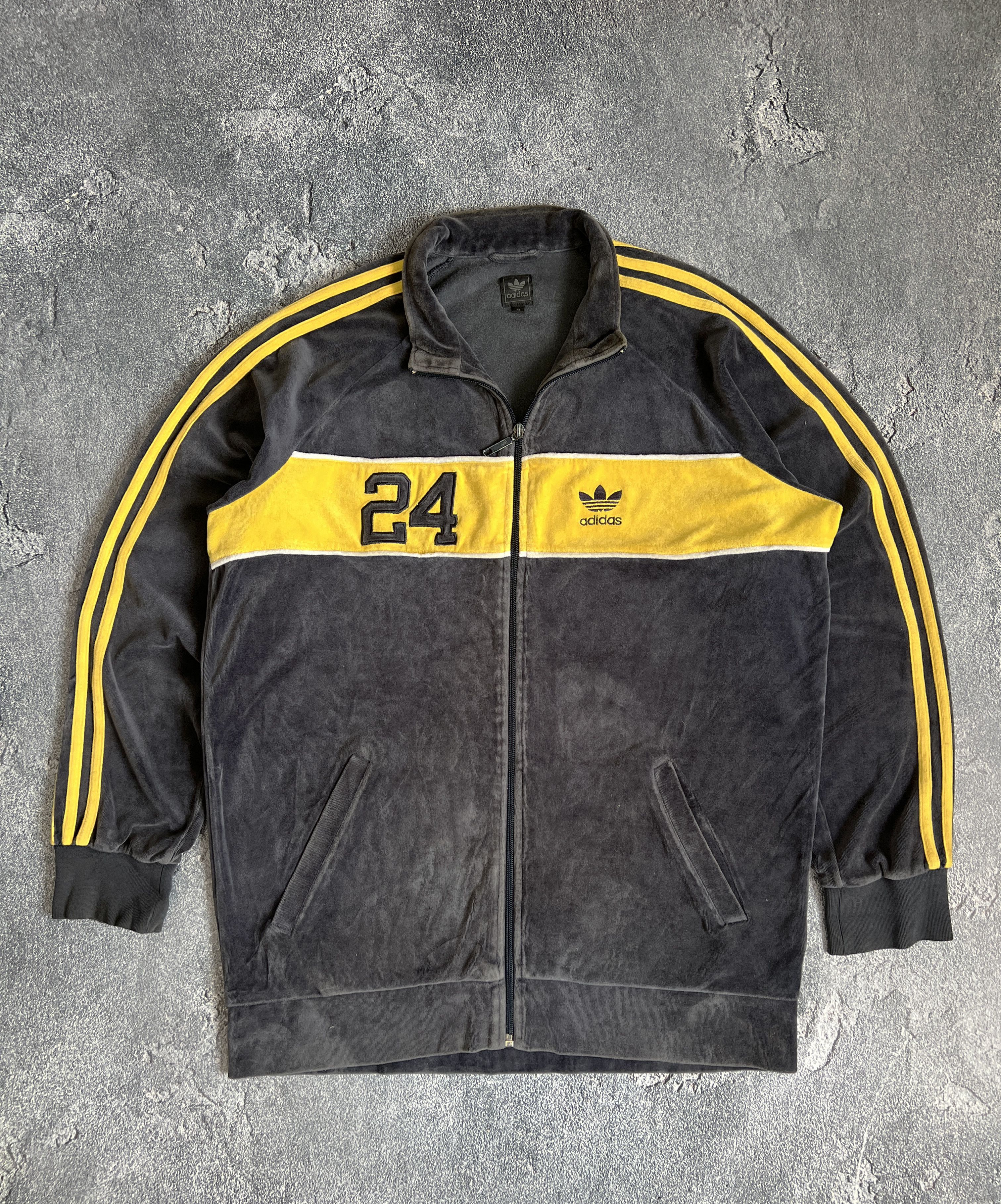 Adidas Vintage ADidas track jacket velvet 24 yellow y2k zip Size US M / EU 48-50 / 2 - 3 Thumbnail