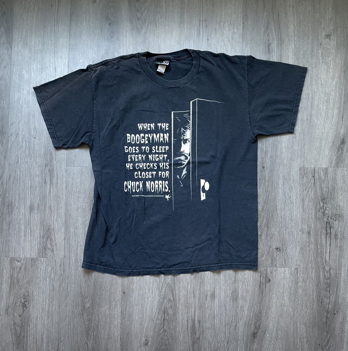 Vintage Y2K Chuck Norris “Boogey Man” Graphic T-Shirt (Sz. L) Size US L / EU 52-54 / 3 - 1 Thumbnail