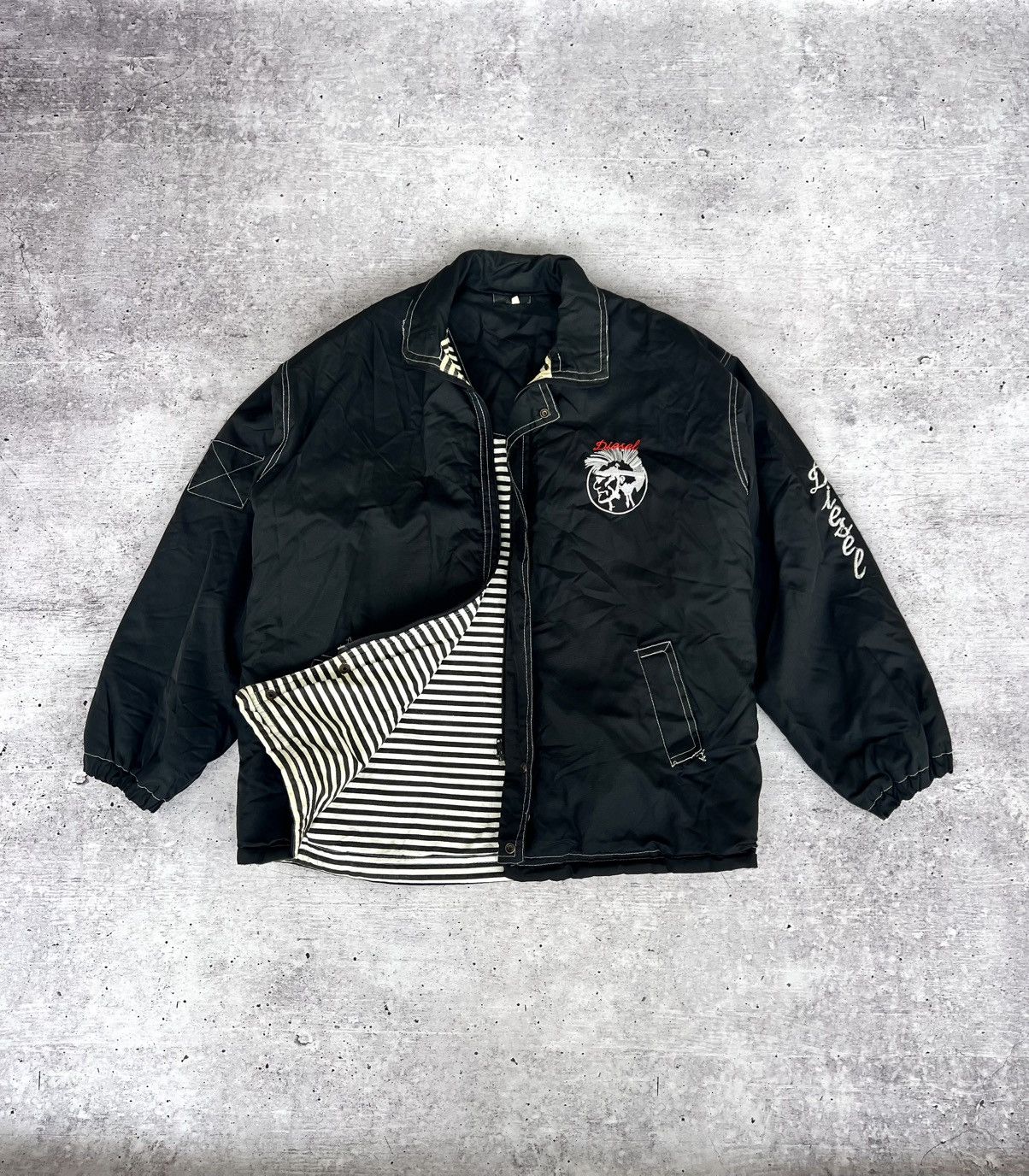 Diesel × Vintage Diesel Vintage Big Logo Black y2k Jacket Size US XL / EU 56 / 4 - 1 Thumbnail