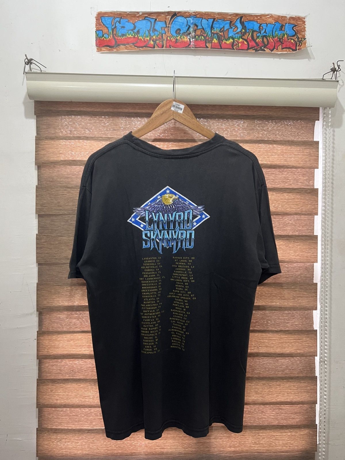 Band Tees × Vintage Vintage 1993 Lynrd Skynrd Outta The Hole Album Tour Size US L / EU 52-54 / 3 - 5 Thumbnail