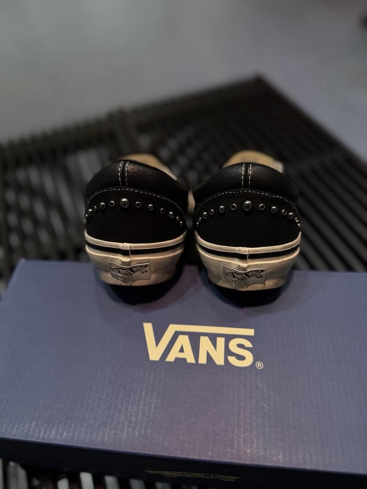 Vans LX Classic Slip-on 98 Pearlized Black Size (10) Brand New Size US 10 / EU 43 - 2 Thumbnail