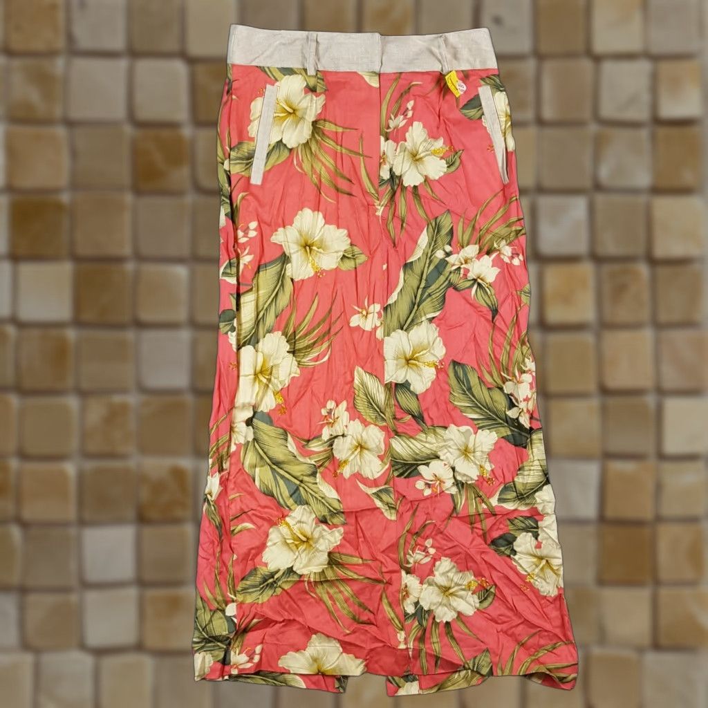 Vintage Vintage Tehama Women's Long Pencil Skirt 6 Pink Floral Rayon Y2K Retro 90s 00s All Seasons Size 28" / US 6 / IT 42 - 1 Thumbnail