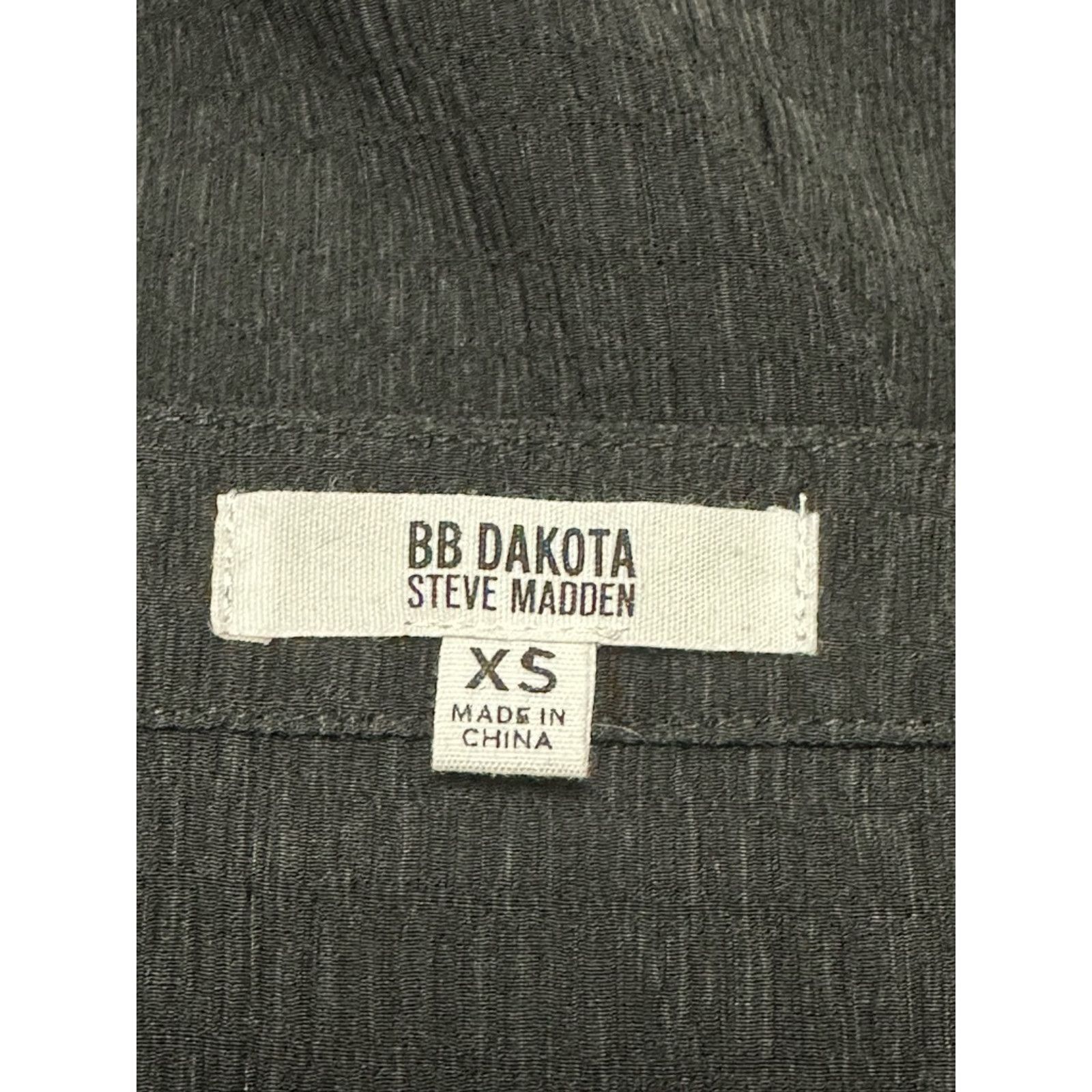 Other BB Dakota x Steve Madden Shift Dress V-Neck Black XS NWOT Size XS / US 0-2 / IT 36-38 - 9 Thumbnail