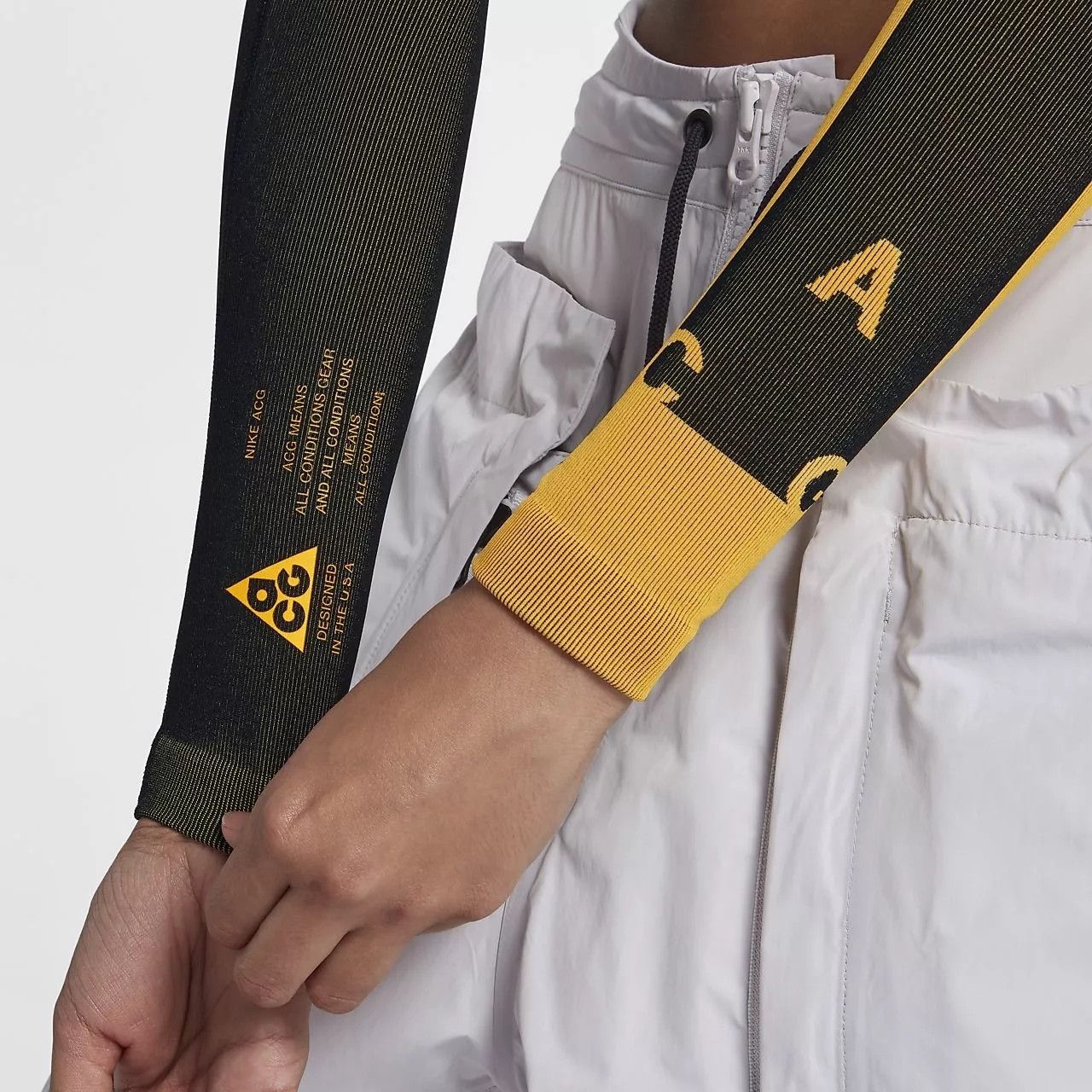 Errolson Hugh × Nike × Nike ACG Nike Errolson Hugh X NikeLab ACG arm sleeves unisex L/XL Size ONE SIZE - 3 Thumbnail