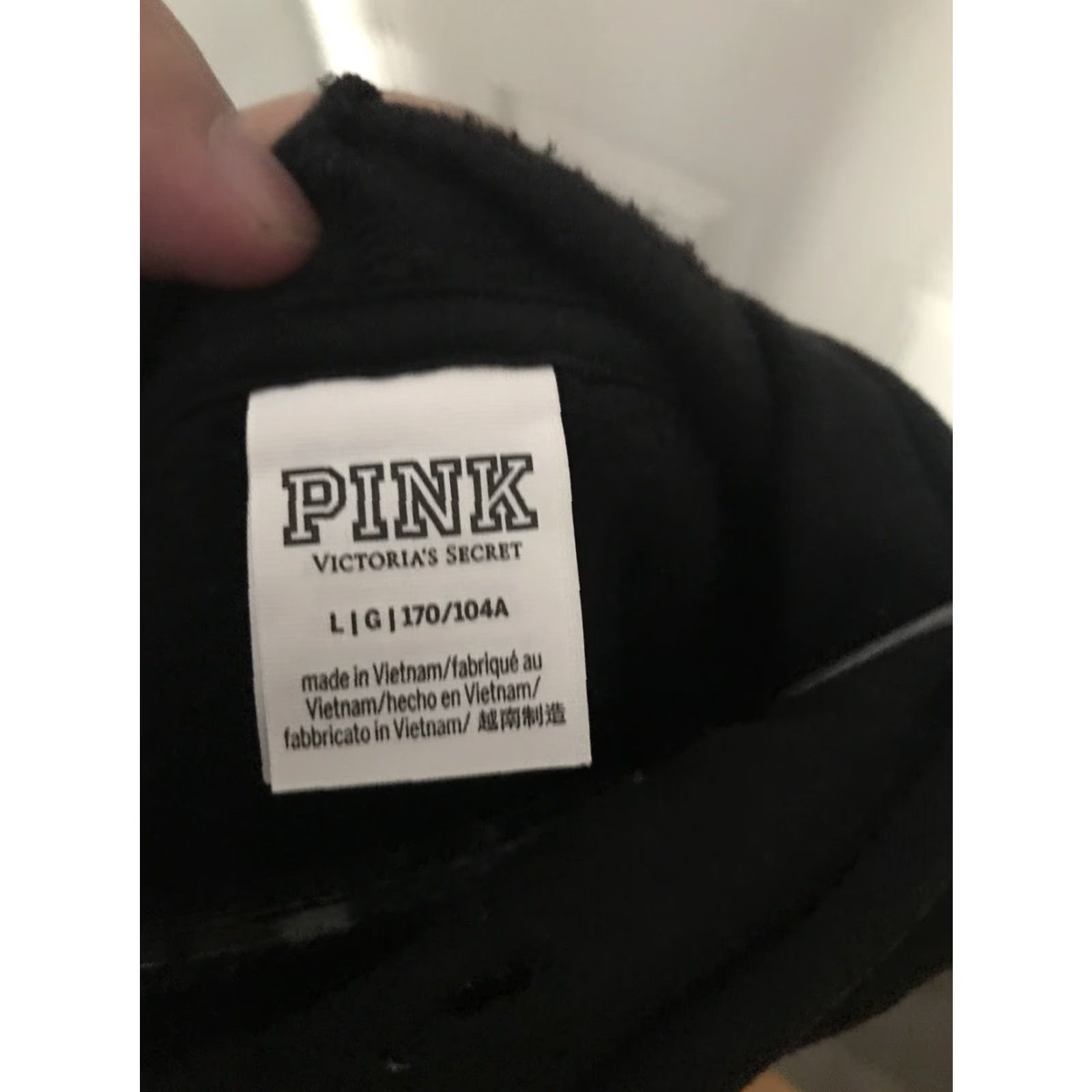 Victoria's Secret VINTAGE Victoria's Secret PINK Pullover Hoodie Sweatshirt L Black Logo Rhinestones Bling Shine Casual Womens Size L / US 10 / IT 46 - 5 Thumbnail
