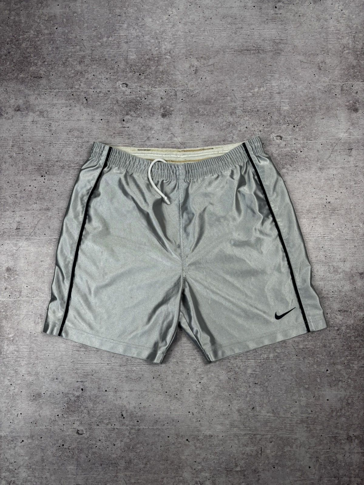 Nike × Vintage Nike vintage crazy shorts size S Size US 30 / EU 46 - 1 Thumbnail
