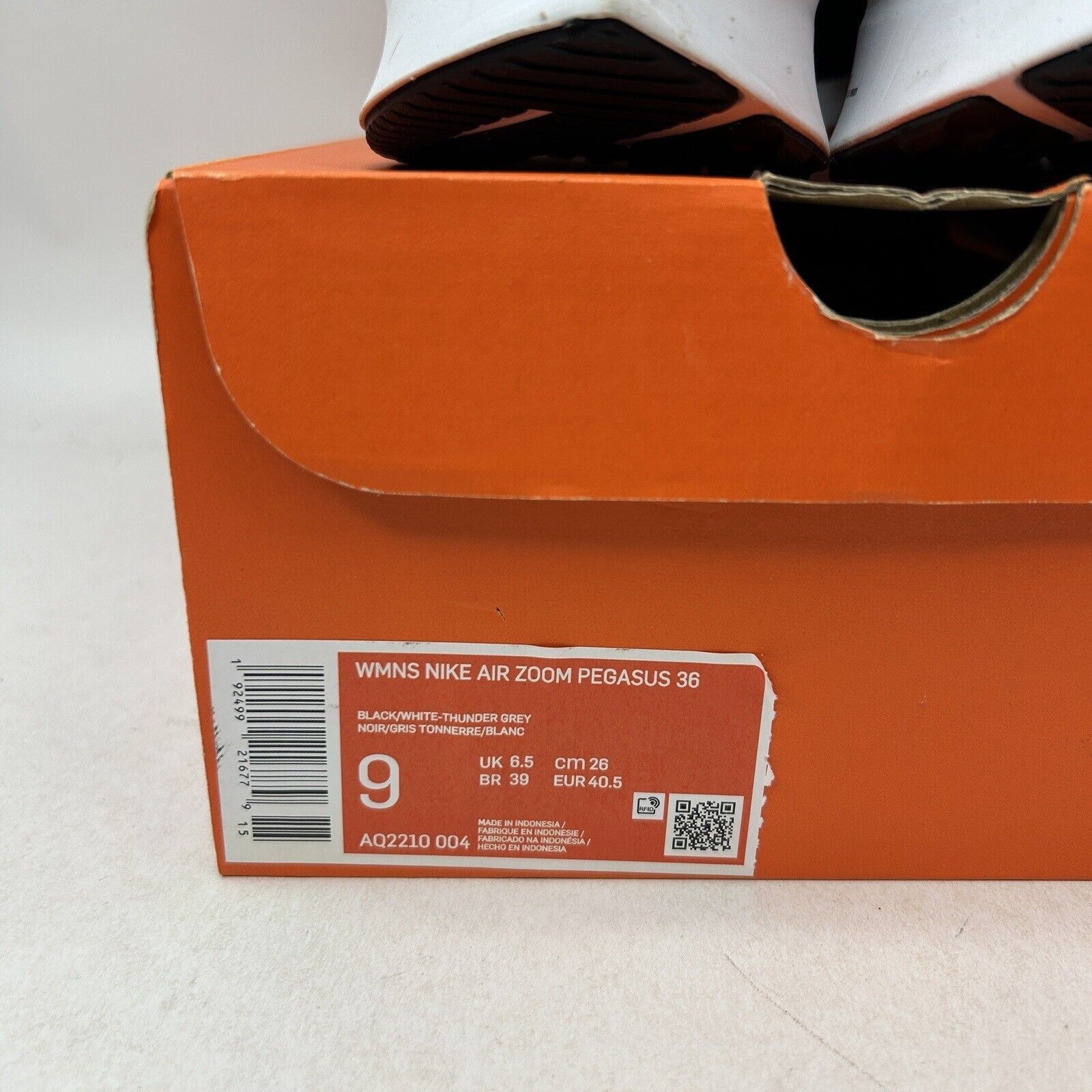Nike Nike Air Zoom Pegasus 36 WMNS “Black White” 2024 Size US 9 / IT 39 - 5 Thumbnail
