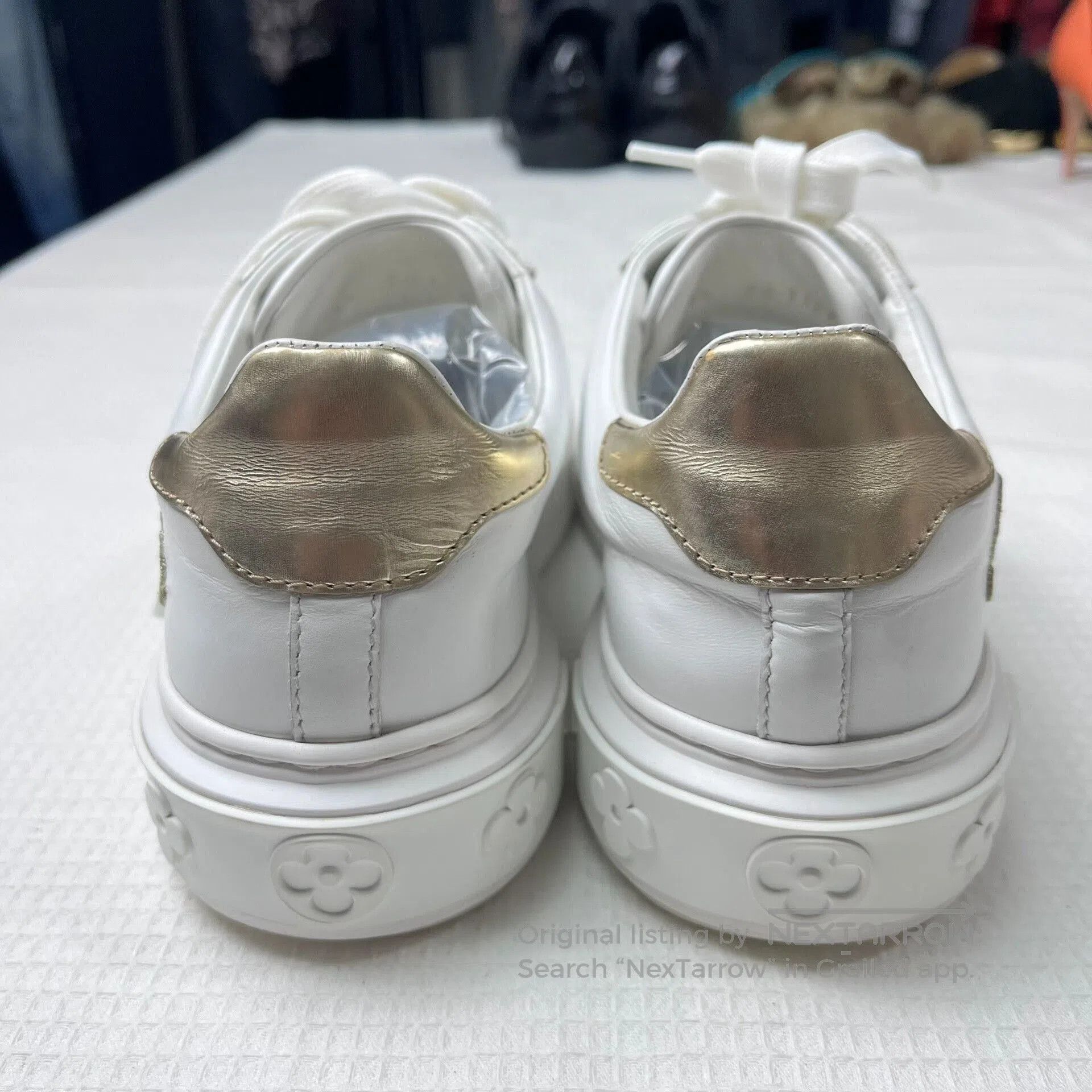 Louis Vuitton Louis Vuitton White Embroidered Platform Shoes. Size US 5.5 / IT 35.5 - 6 Thumbnail