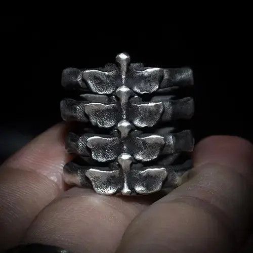 Jewelry Ribs Skull Ring Size ONE SIZE - 2 Thumbnail