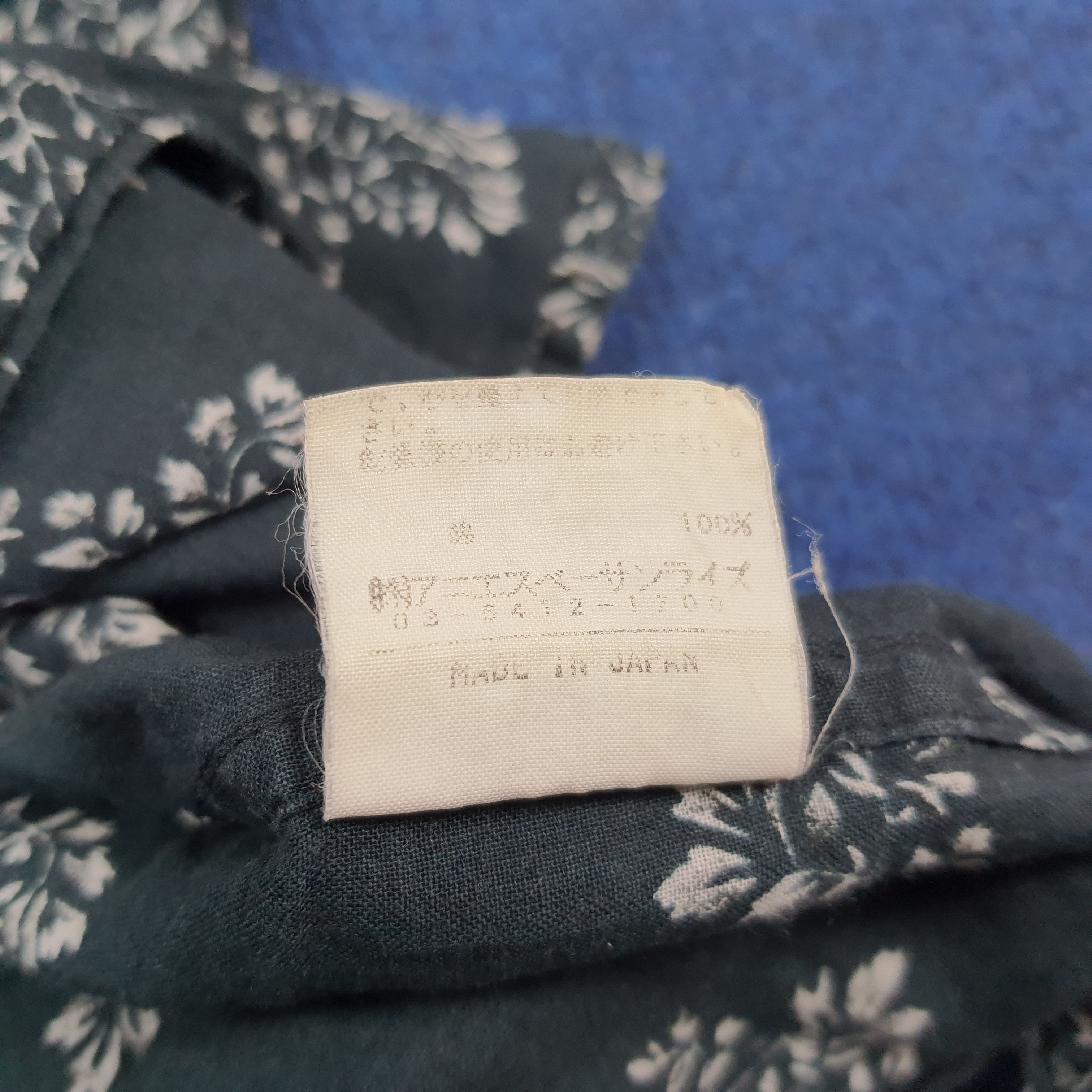 agnes b. Vintage Agnes b. Floral Printed Button Up Shirt C299N29 Size US M / EU 48-50 / 2 - 5 Thumbnail