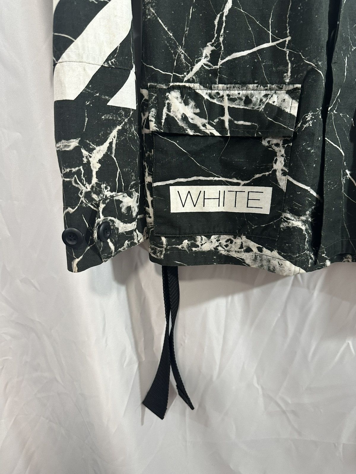 Off-White OFF WHITE CAMO LIGHT JACKET Size US XS / EU 42 / 0 - 4 Thumbnail