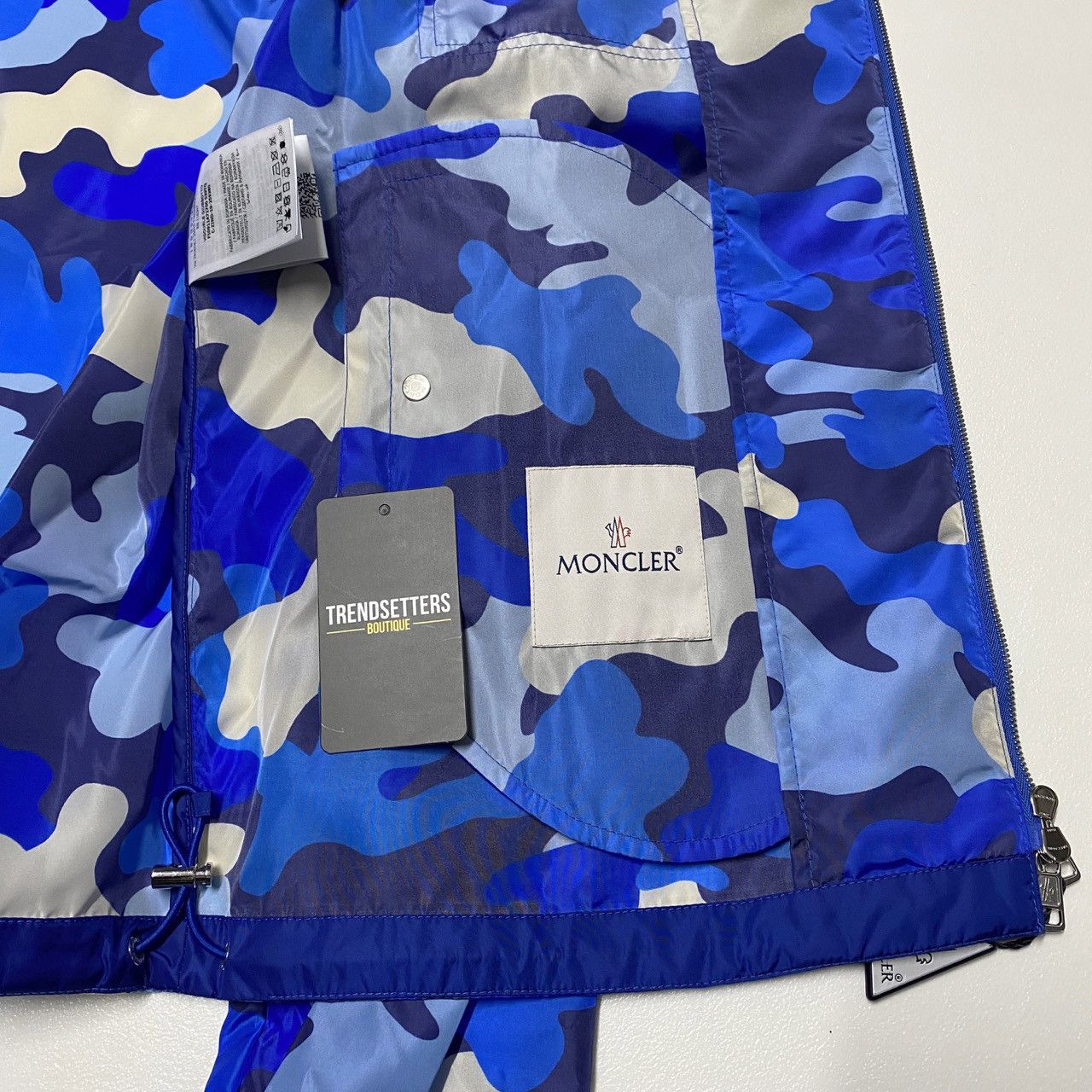 Moncler Moncler vidourle light jacket XL 2XL camo blue windbreaker Size US XXL / EU 58 / 5 - 5 Thumbnail