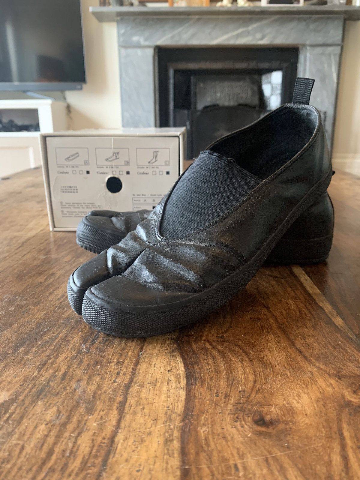 FW2002 Maison Margiela MM6 Tabi Slip-On Sneaker Black