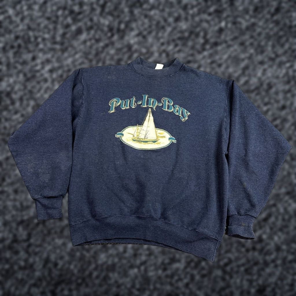 Fruit Of The Loom VINTAGE Sweatshirt Mens Large Blue Put In Bay Ohio Sailing Sail Boat Crewneck Size US L / EU 52-54 / 3 - 1 Thumbnail