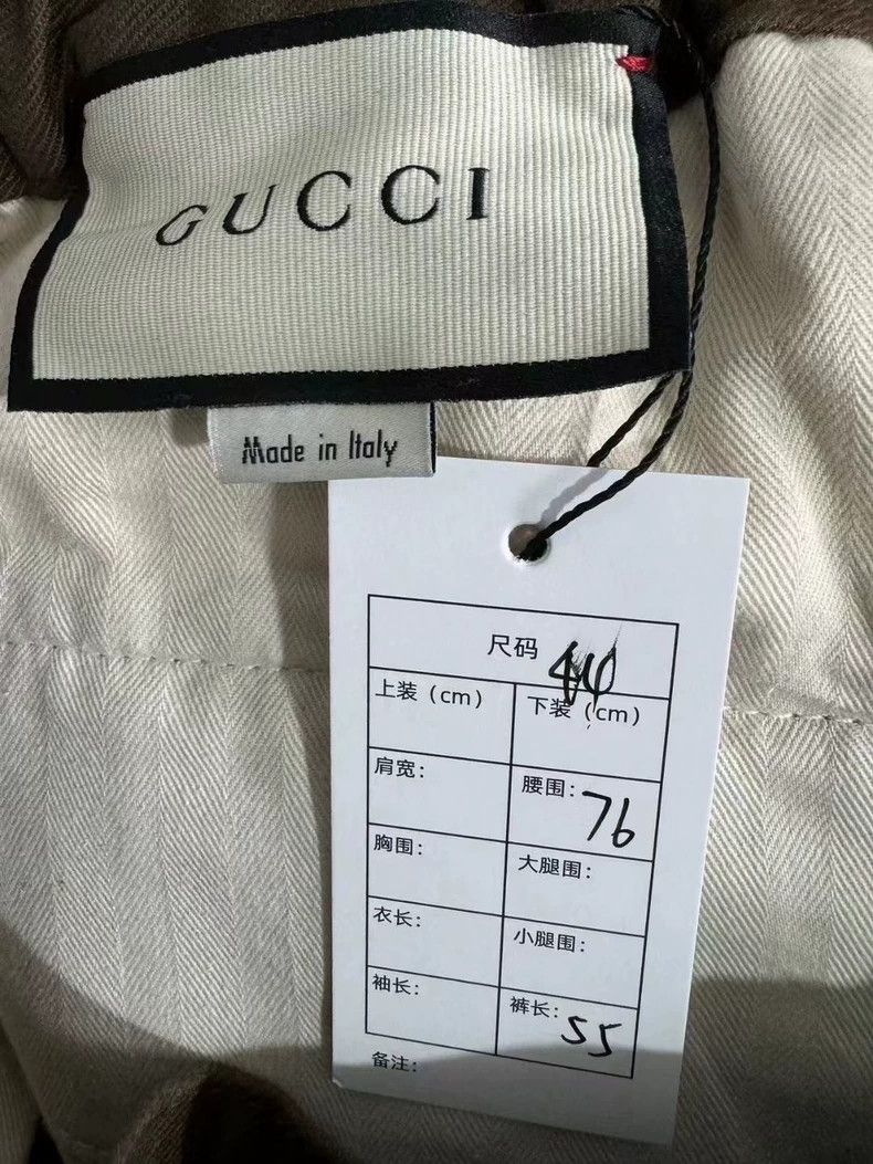 Gucci Gucci Size XS Side color stripe letter logo shorts 2503-Nex Size US 30 / EU 46 - 2 Thumbnail