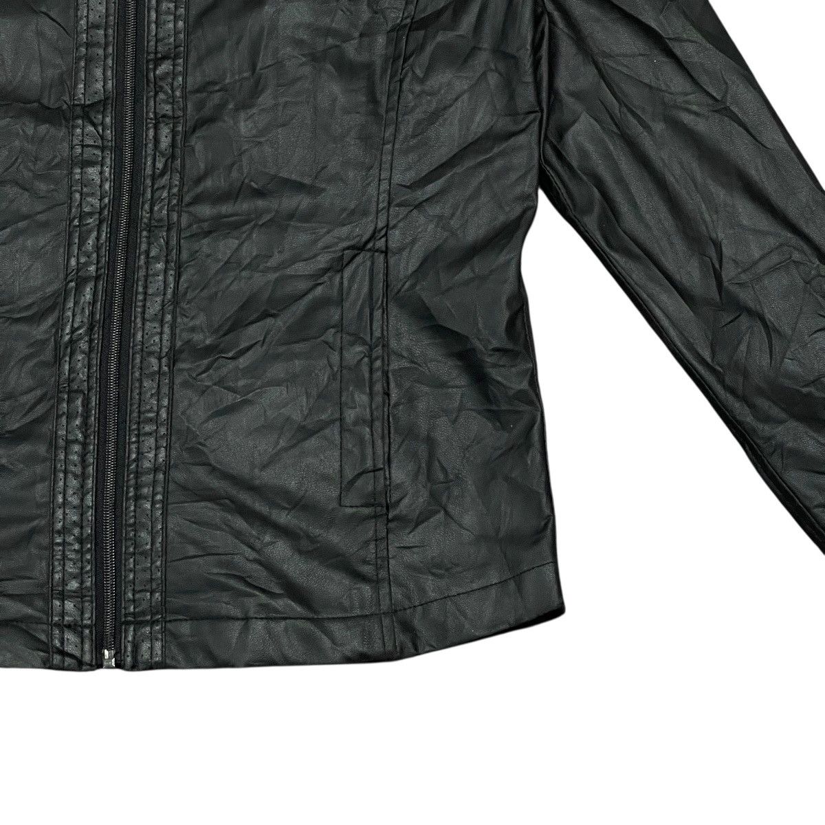 Leather Vintage Red Skins Black Cafe Racer Faux Leather Jacket Size US L / EU 52-54 / 3 - 3 Thumbnail