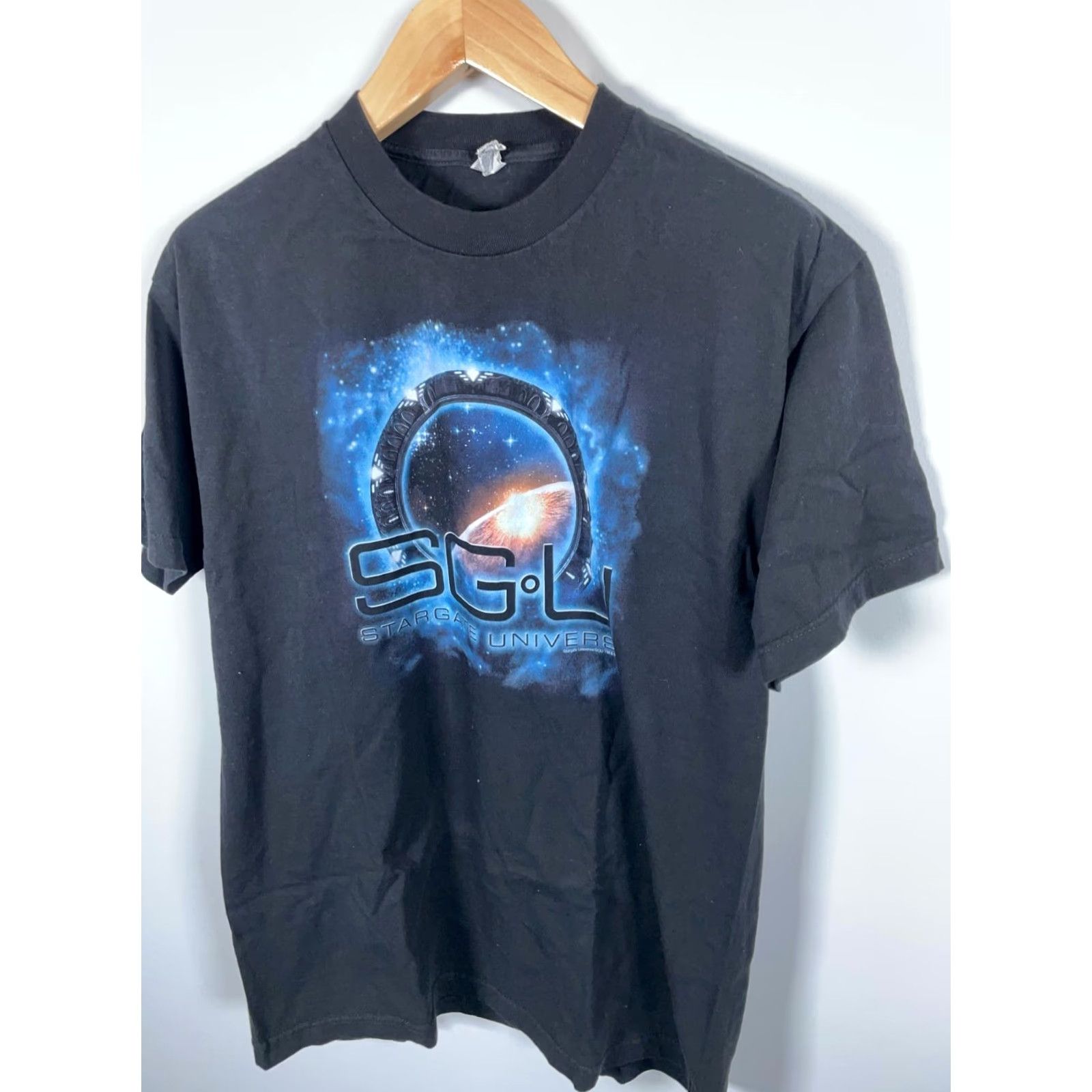 Vintage Stargate Universe T-Shirt Mens M Black 2009 Promo Sci-Fi Graphic Print Vintage: No (not included per rules) Size US M / EU 48-50 / 2 - 7 Thumbnail