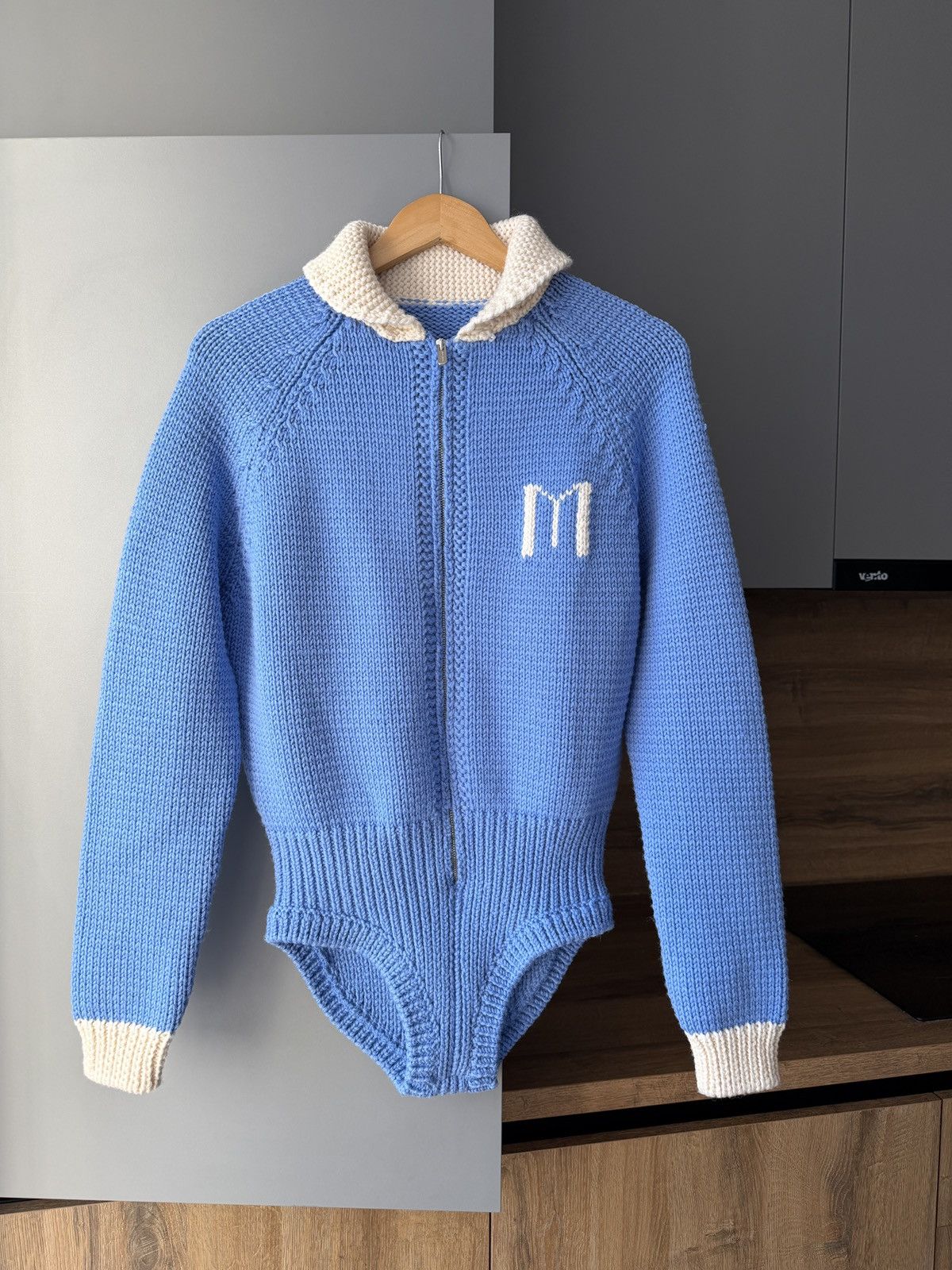 Miu Miu Miu Miu FW20 Runway Embroidered Intarsia Blue Wool Bodysuit Size S / US 4 / IT 40 - 3 Thumbnail