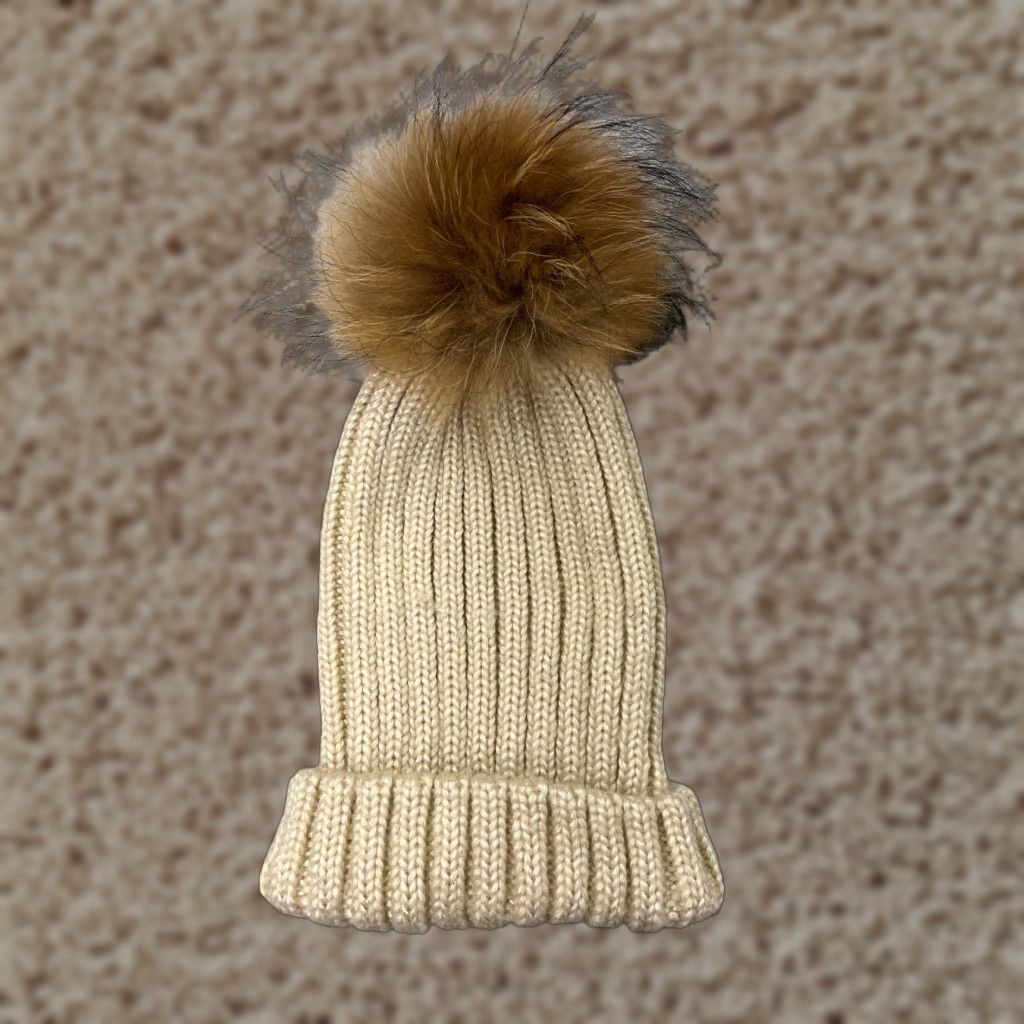 American Eagle Outfitters Beannie? Beanie Toque Adult One Size Ivory Ribbed Knit Detachable Faux Fur Pom Acrylic Hat Unisex Adults Beanie Ivory Acrylic Knit Logo Ski 90s Mens Size ONE SIZE - 1 Thumbnail